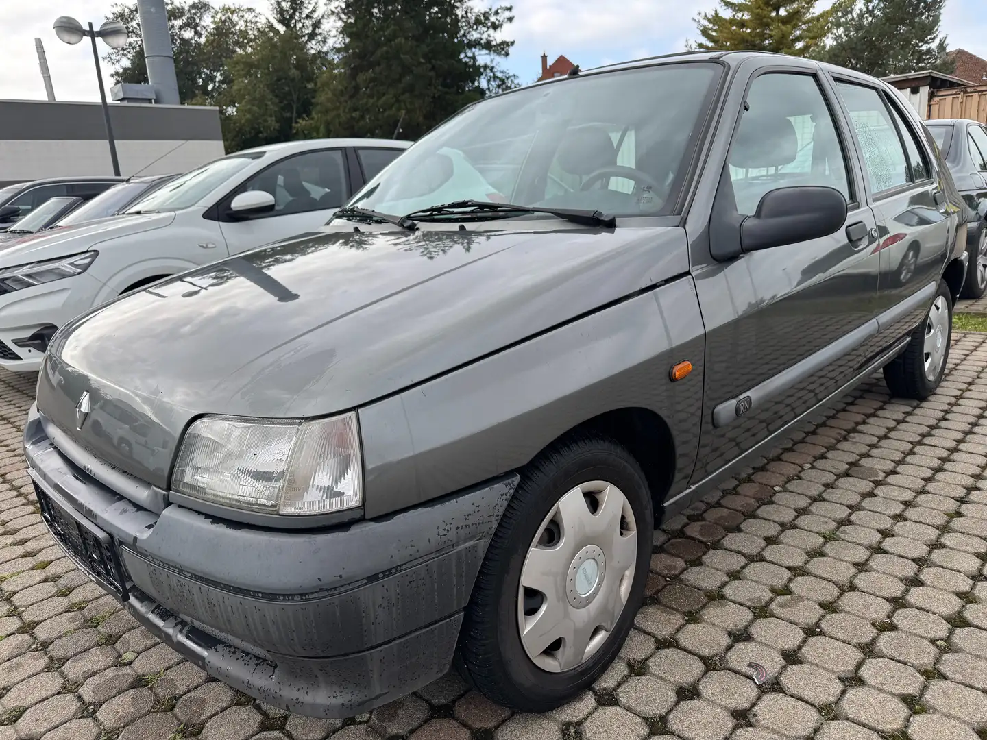 Renault Clio Clio 1.2 RN Šedá - 1