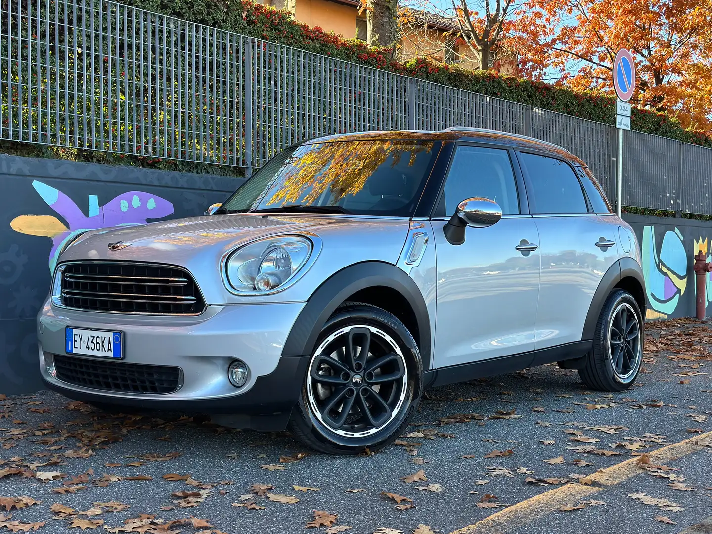 MINI Cooper D Countryman Mini Countryman 2.0 Cooper D automatica Euro6 Silber - 1