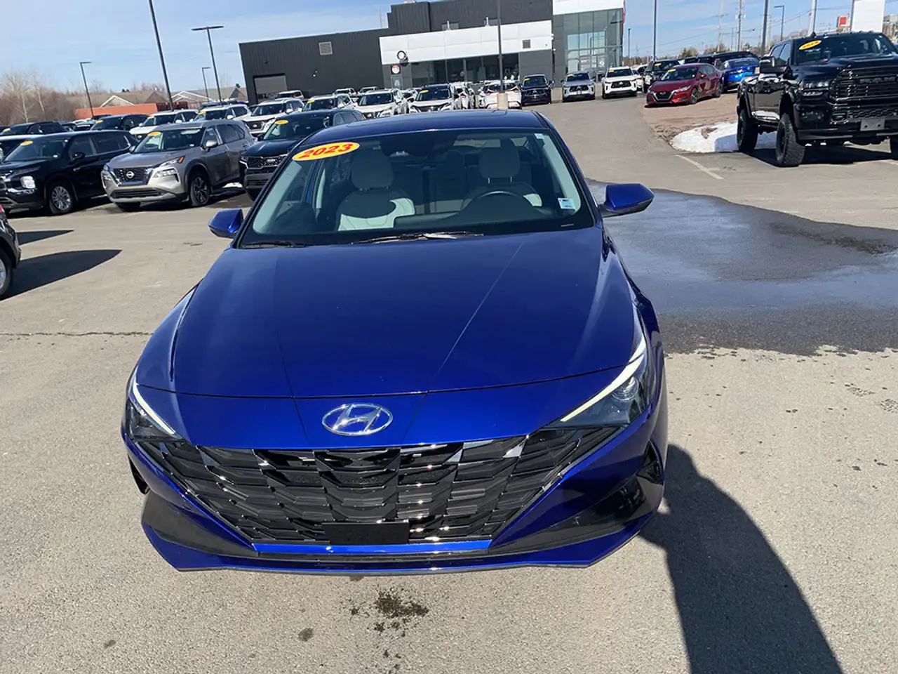Hyundai ELANTRA снимка Hyundai ELANTRA