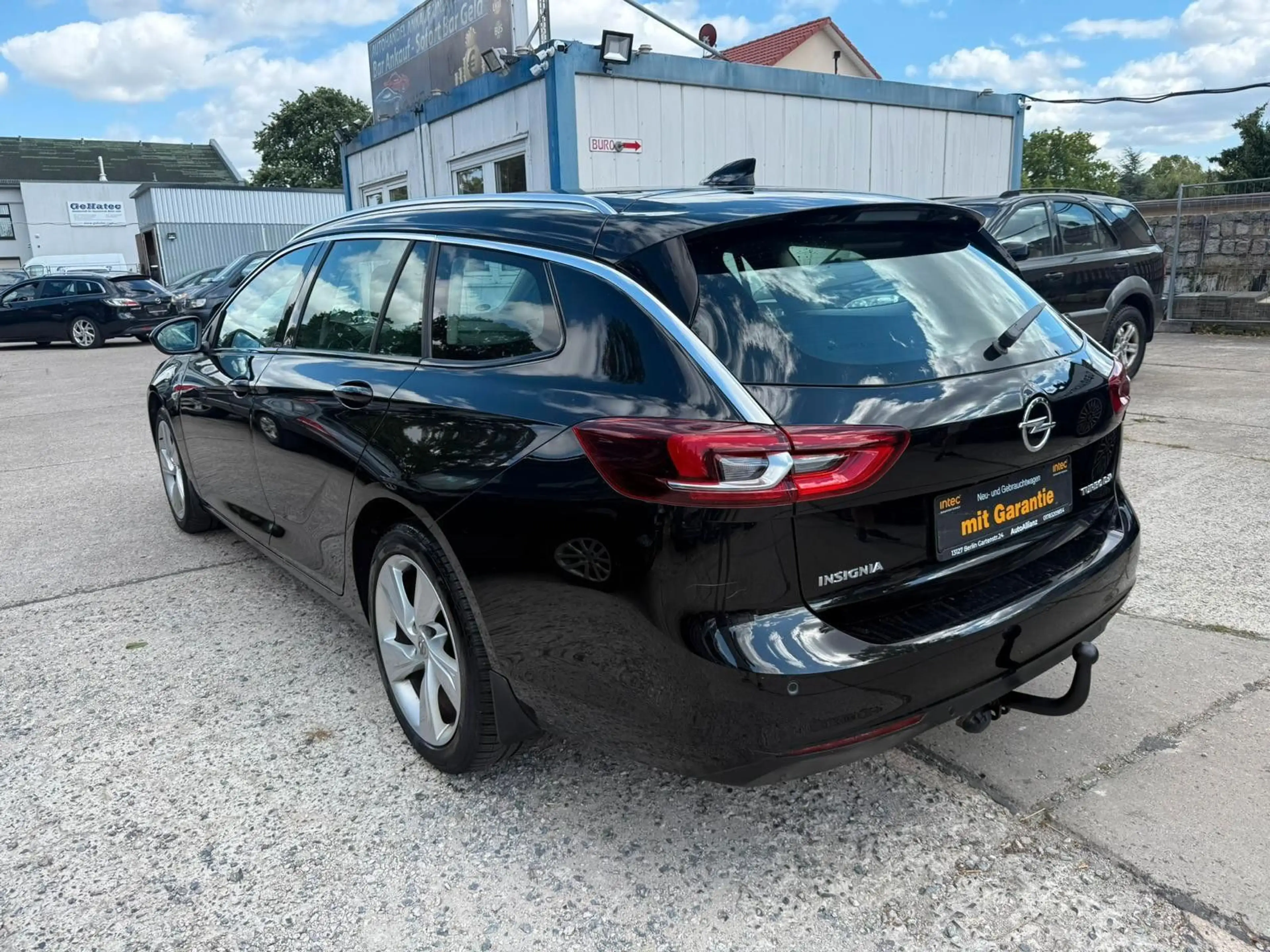 Opel Insignia B Sports Tourer Inno4x4*TUV NEU*AHK* — photo 2