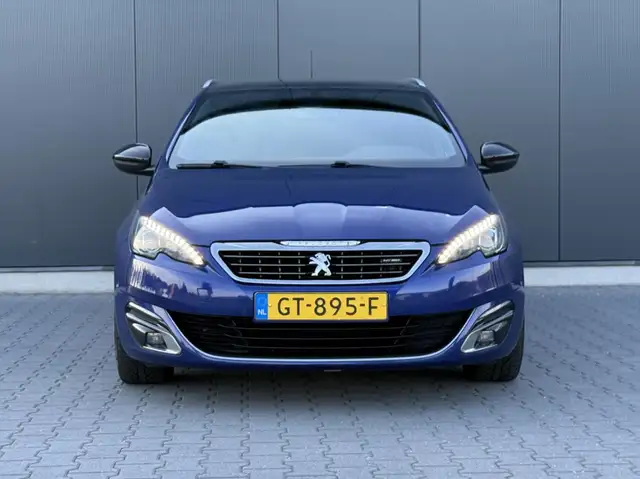 Peugeot 308 view 7