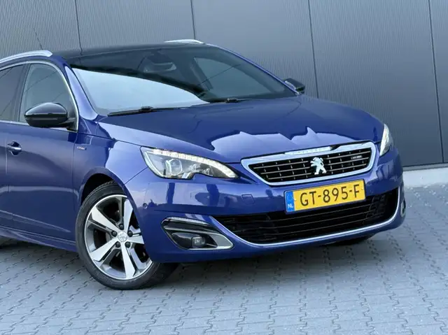 Peugeot 308 view 12