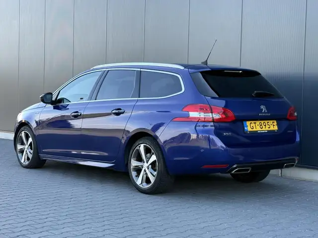 Peugeot 308 view 11