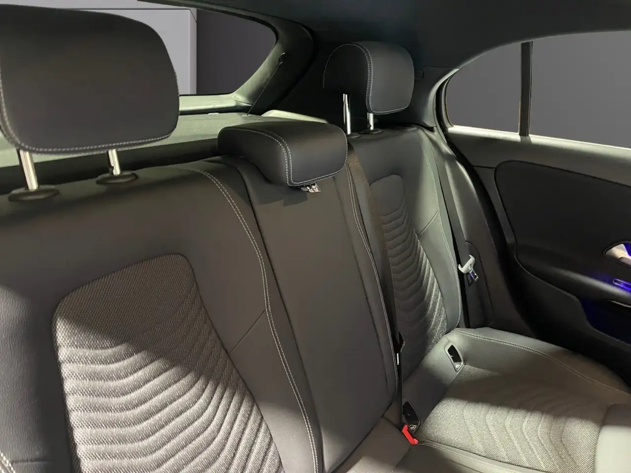Mercedes-Benz A-Class A 250 e (EURO 6d), миниатюра 13