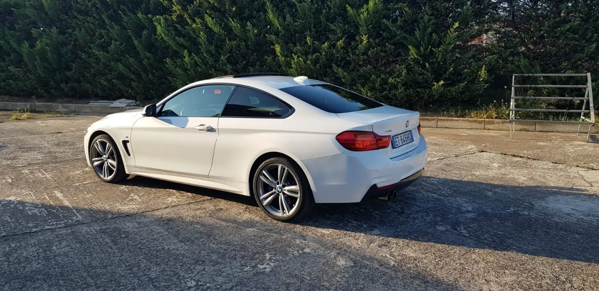 BMW 420 420d Coupe xdrive Msport 184cv Bílá - 2