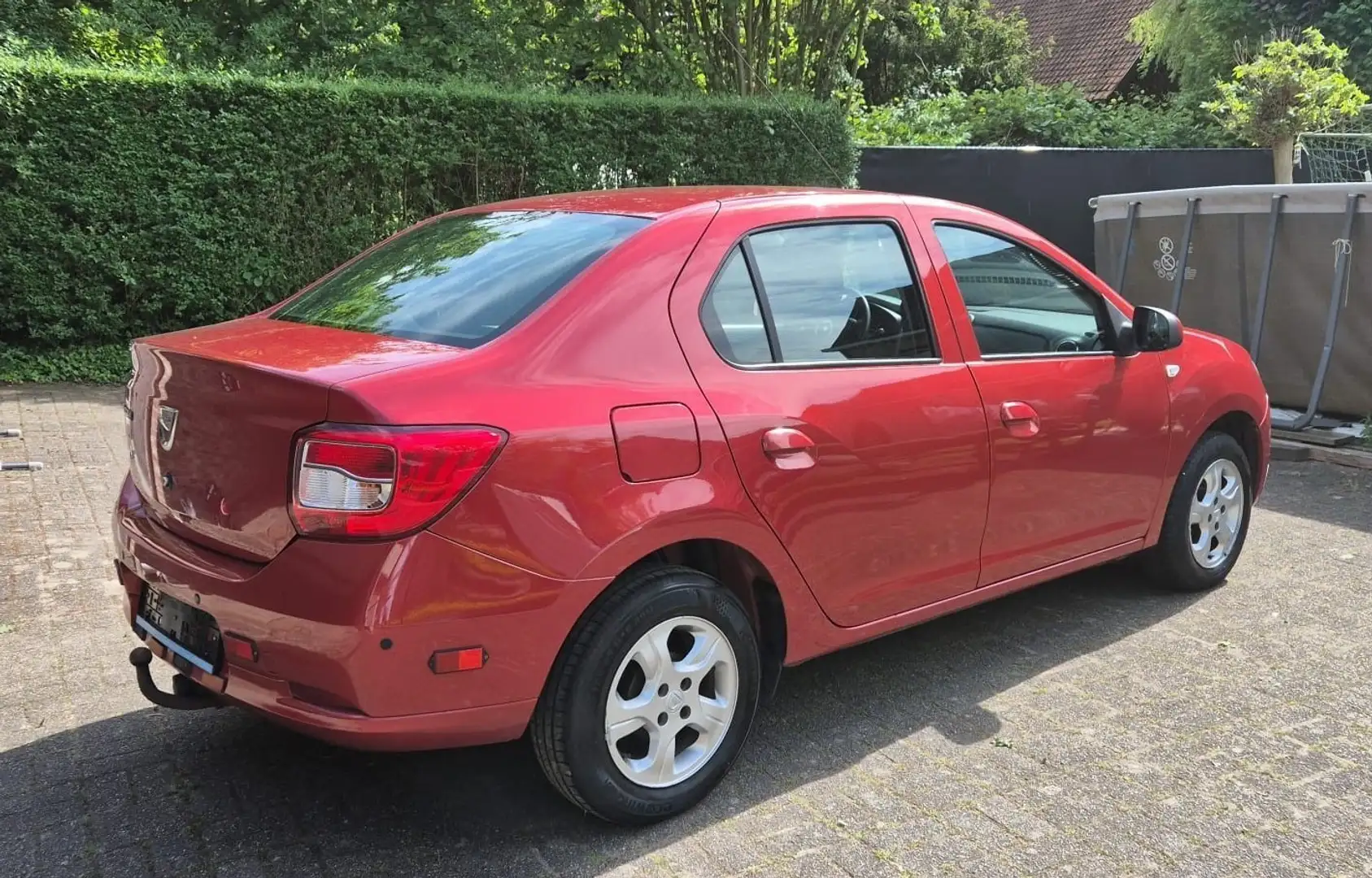 Dacia Logan 0.9 TCe (Benzine) Rouge - 2