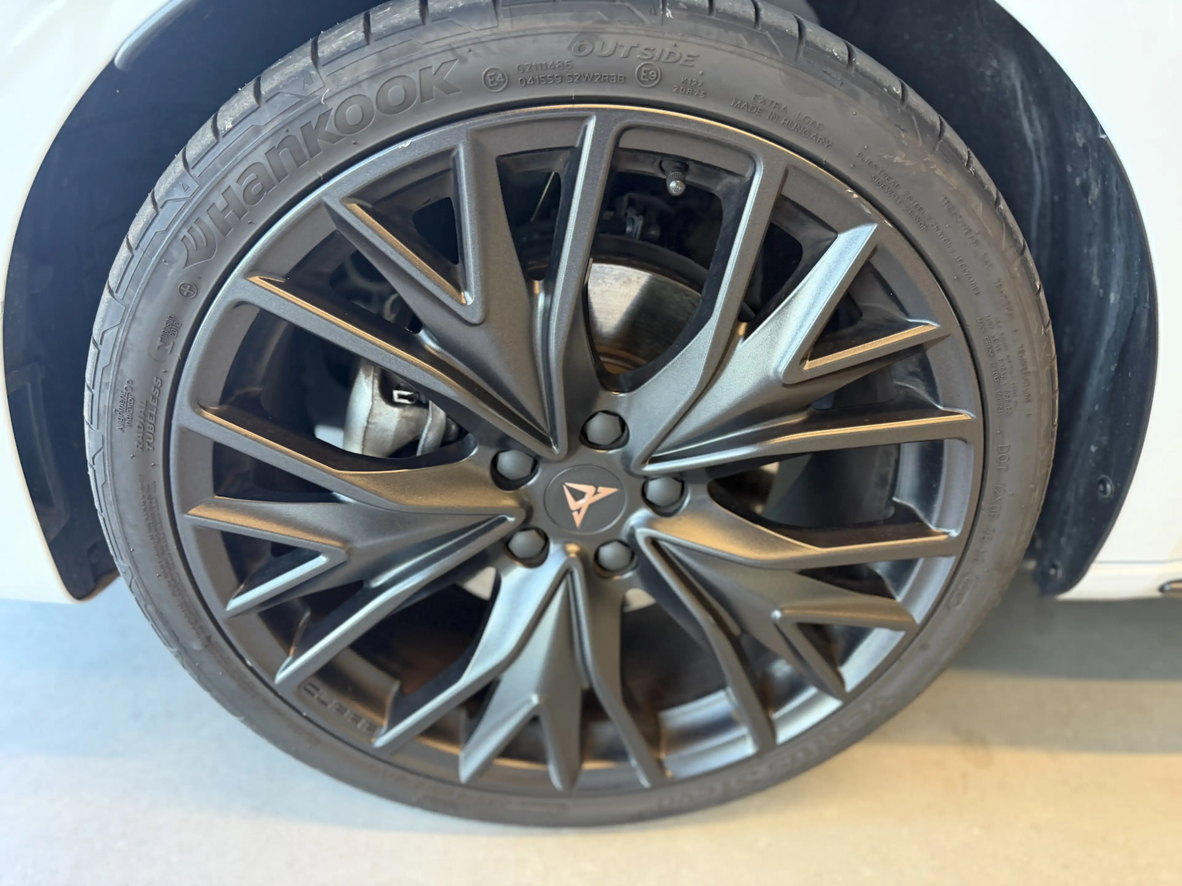 CUPRA Leon ST 1.5eTSI DSG Black Edition 19´´ AHK Pano — photo 3