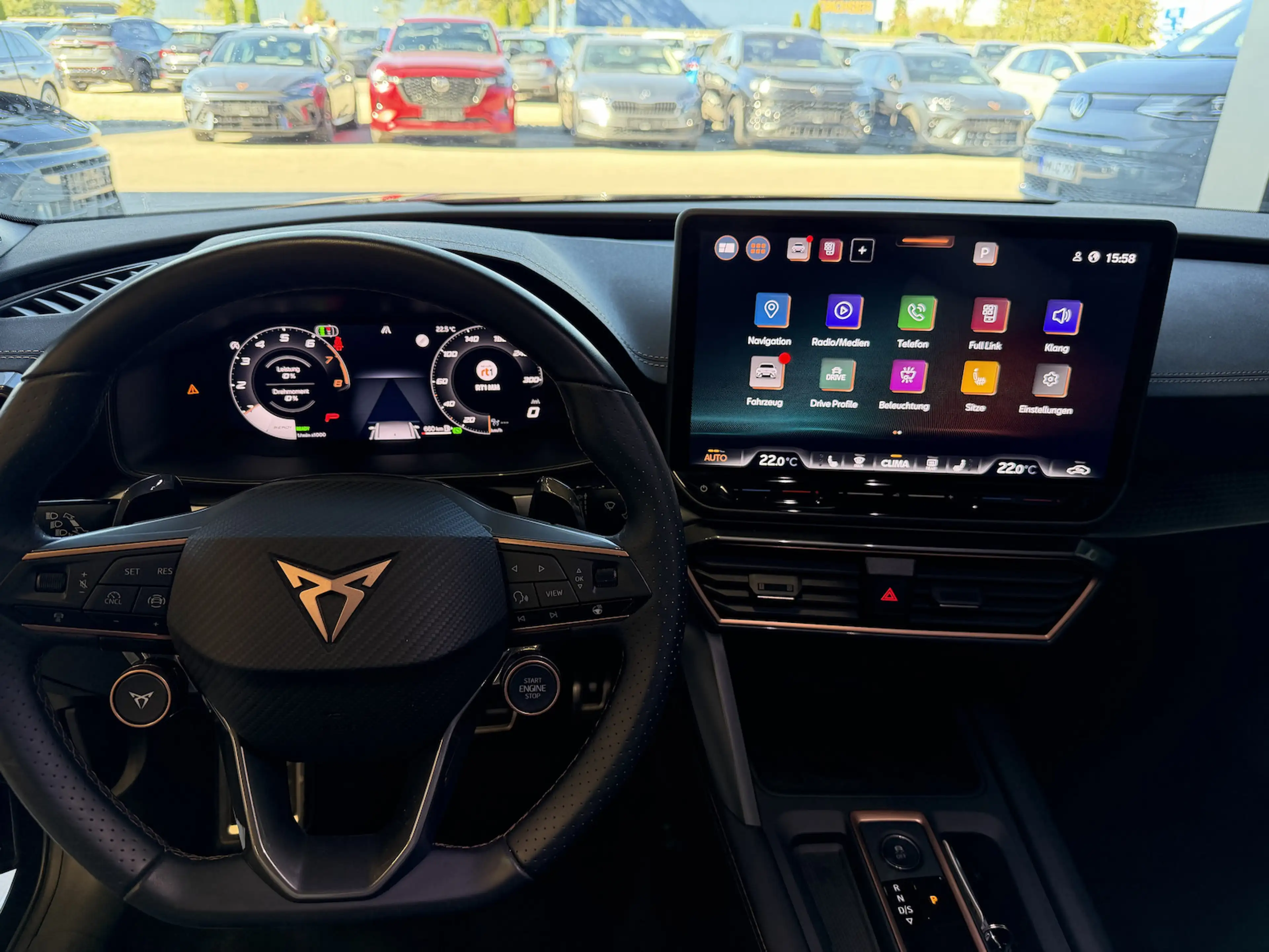 CUPRA Leon ST 1.5eTSI DSG Black Edition 19´´ AHK Pano — photo 12