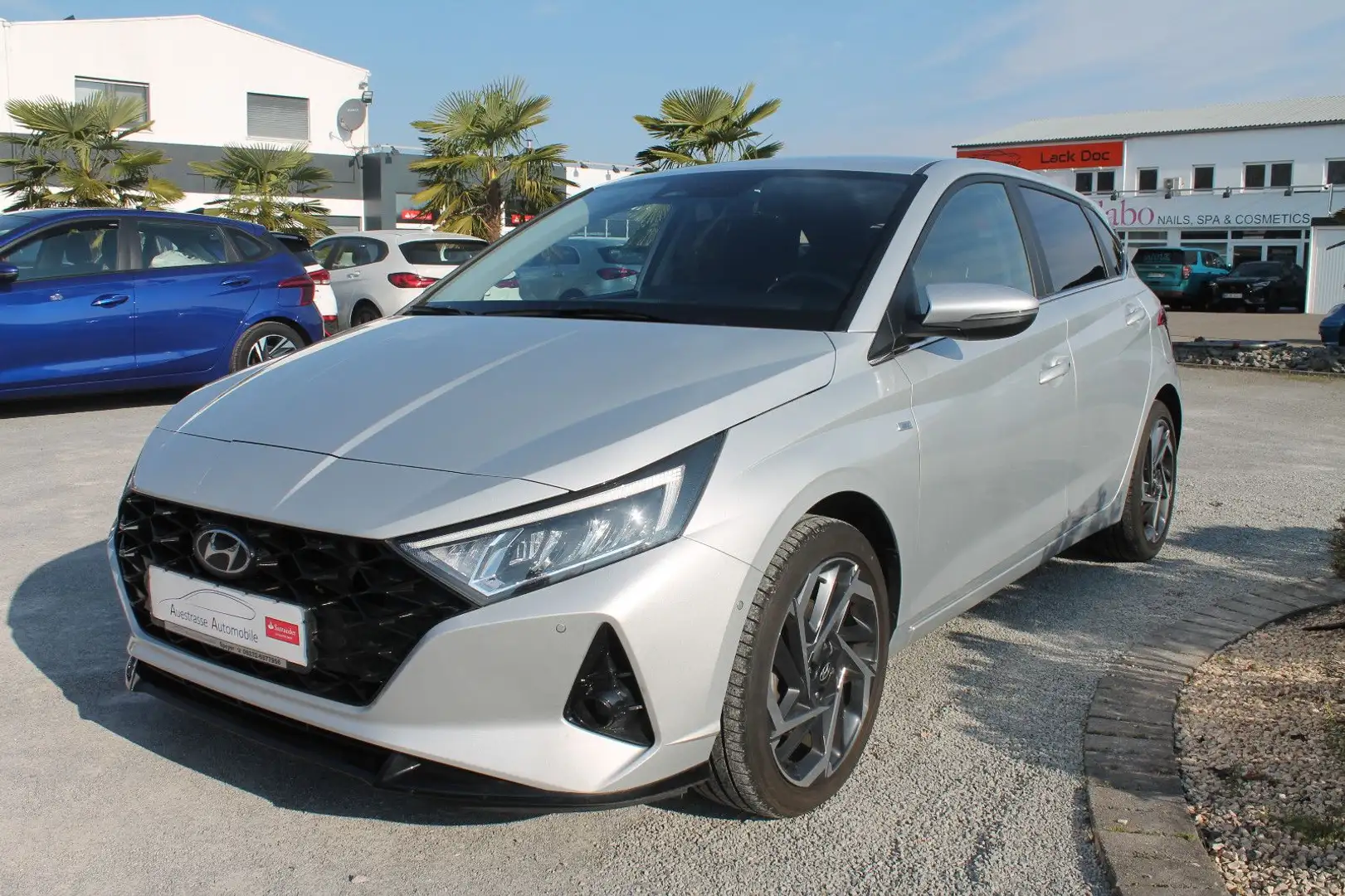 Hyundai i20 DCT, Navi, Kamera, Keyless-Go, LED, Bose Silber - 2