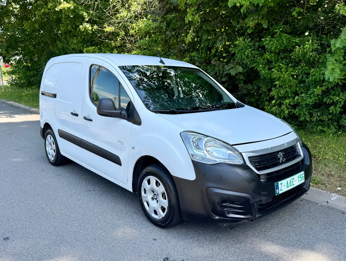 Peugeot Partner E-hdi # Euro5b # Boite Automatique # Wit - 2
