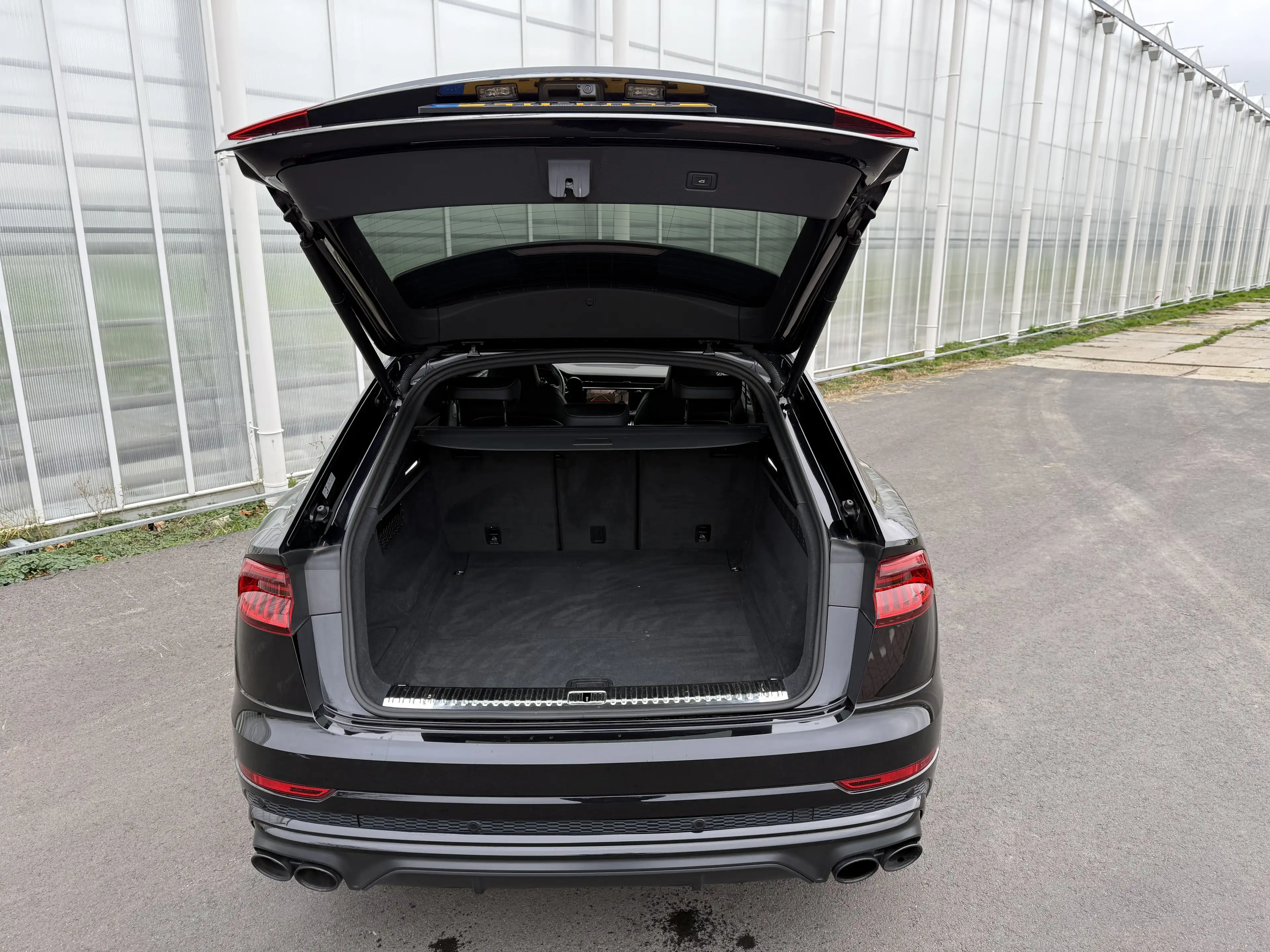 Audi SQ8 4.0 TFSI SQ8 q. — photo 10