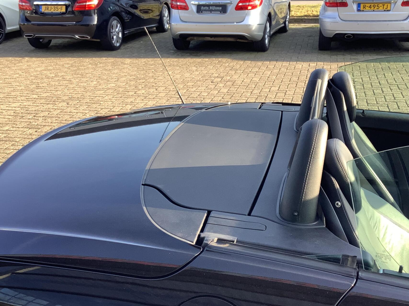 Mercedes-Benz SLK 200 K. Automaat, nekverwarming, lederen bekleding, cru — photo 12