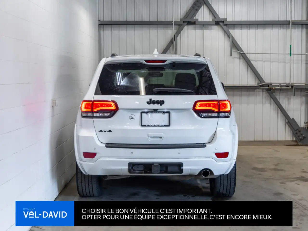 Jeep Grand Cherokee photo Jeep Grand Cherokee
