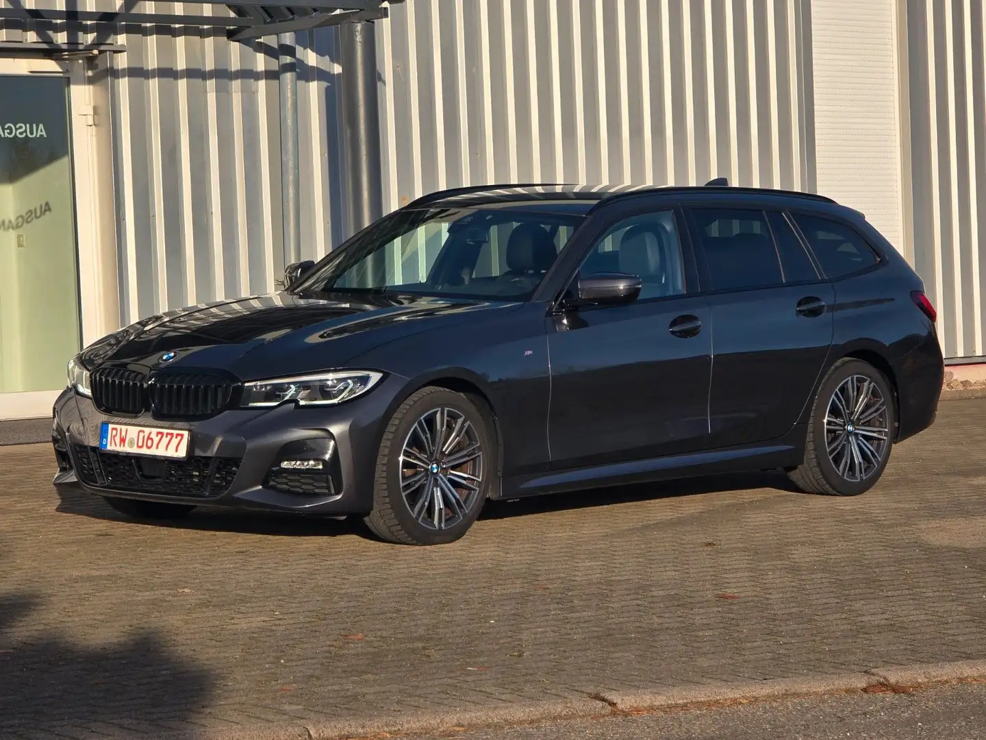 BMW 320 d M Sport/NAVI/LASER/INNOVATIONSPAKET Gris - 1