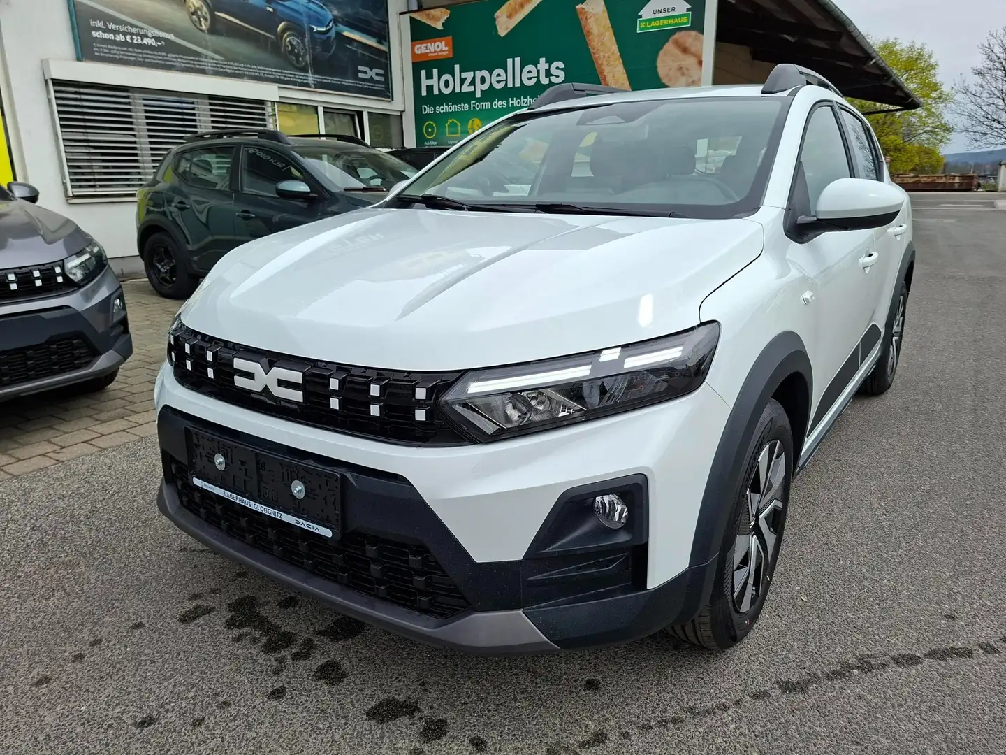 Dacia Sandero Stepway Expression Weiß - 1