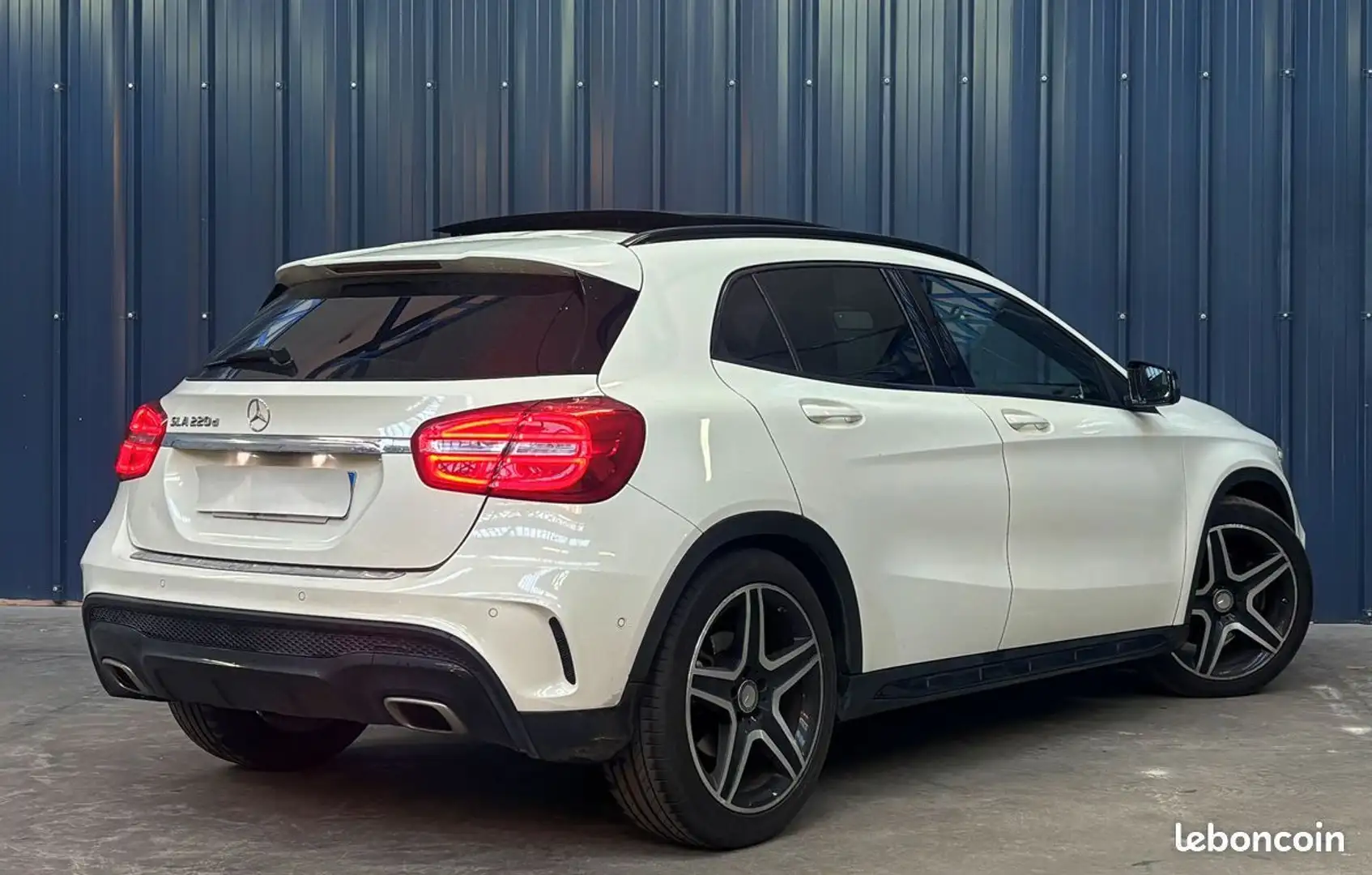 Mercedes-Benz B 220 GLA 220D 177ch AMG LINE Garantie 1 An Toit ouvrant Cuir Sièges électrique Blanc - 2