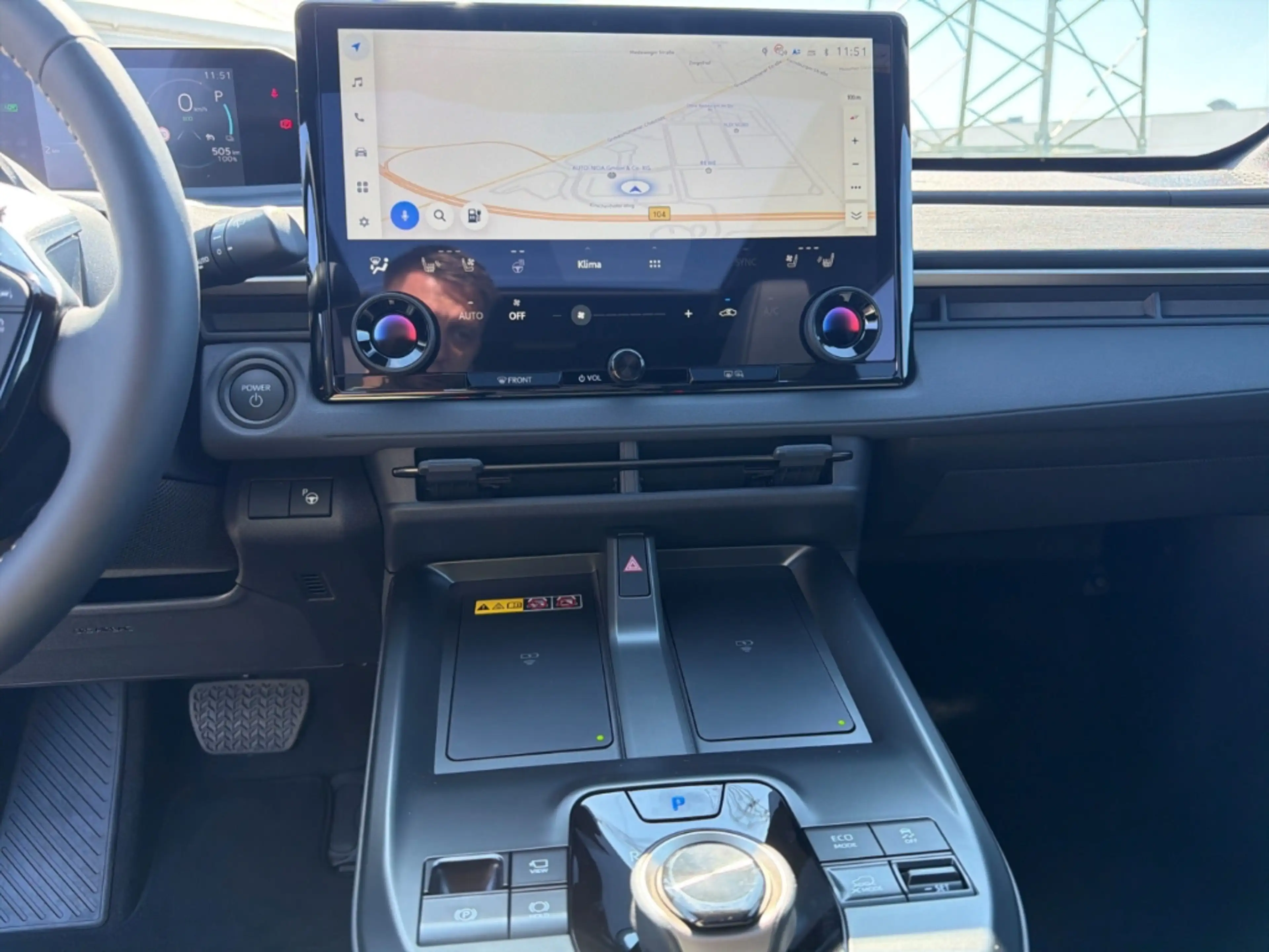 Toyota bZ4X Touring AWD Lounge Panorama Navi Digitales Cockpit — photo 12