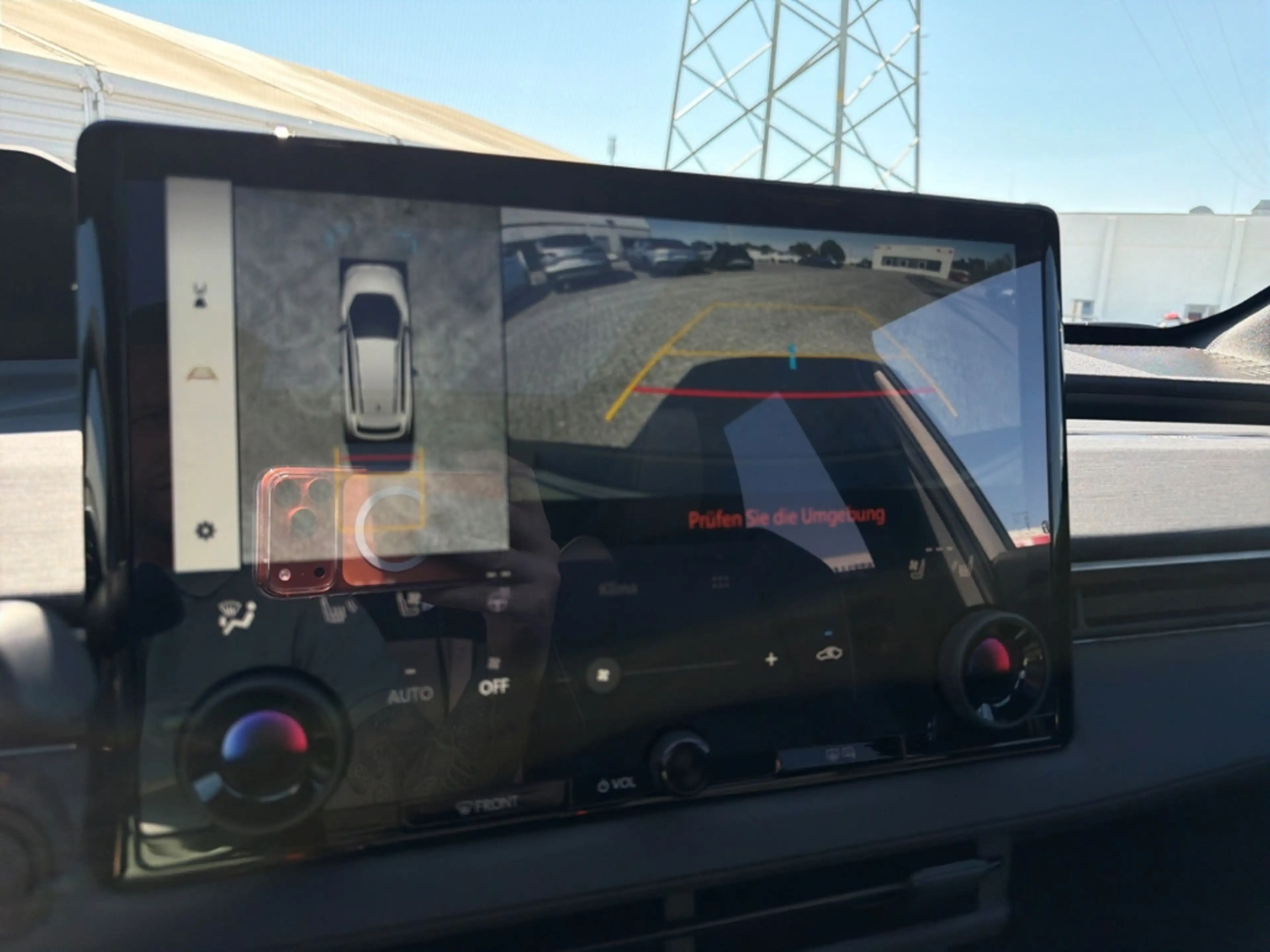 Toyota bZ4X Touring AWD Lounge Panorama Navi Digitales Cockpit — photo 15