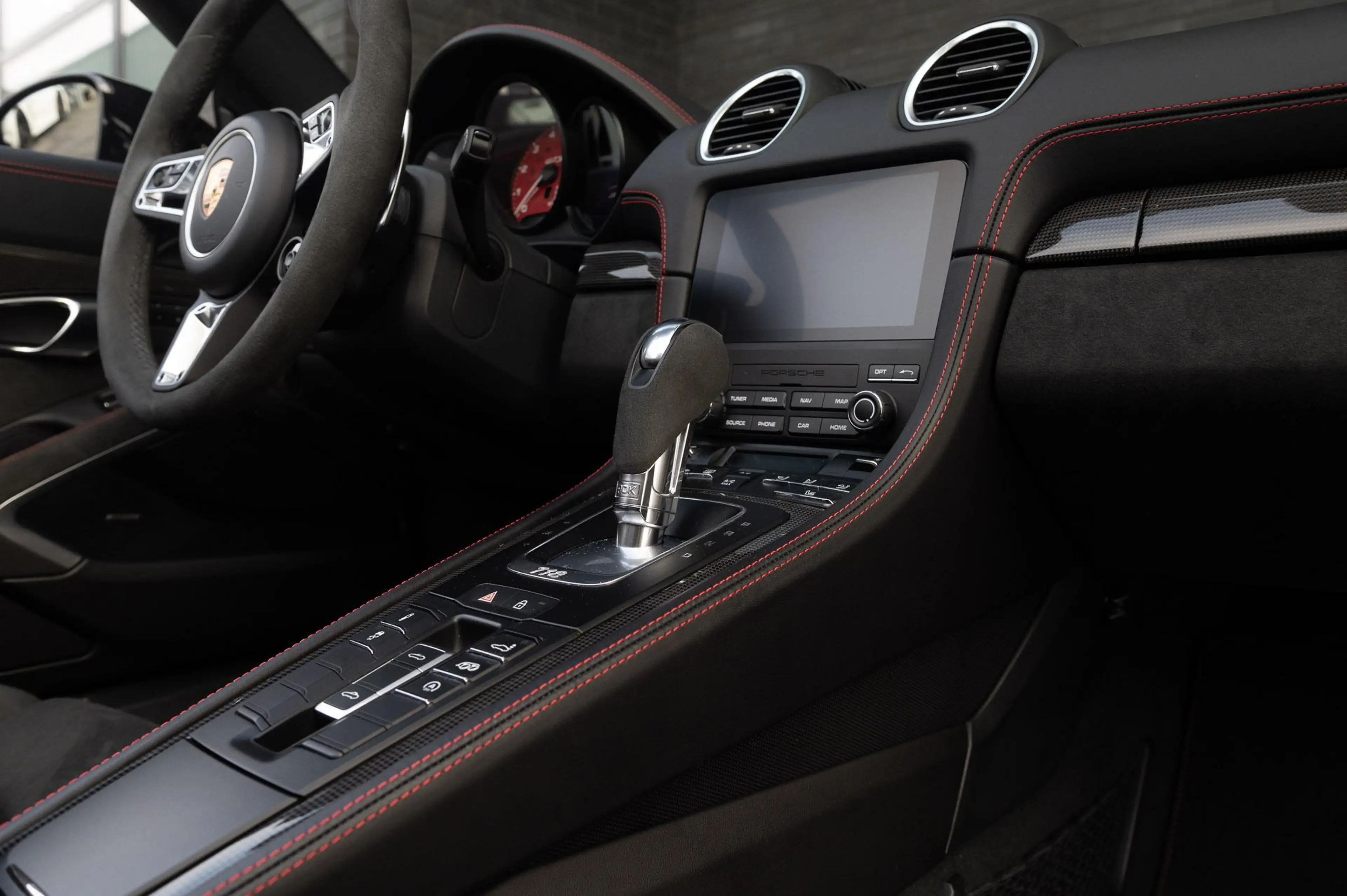 Porsche 718 Boxster GTS 4.0 | ACC — photo 18