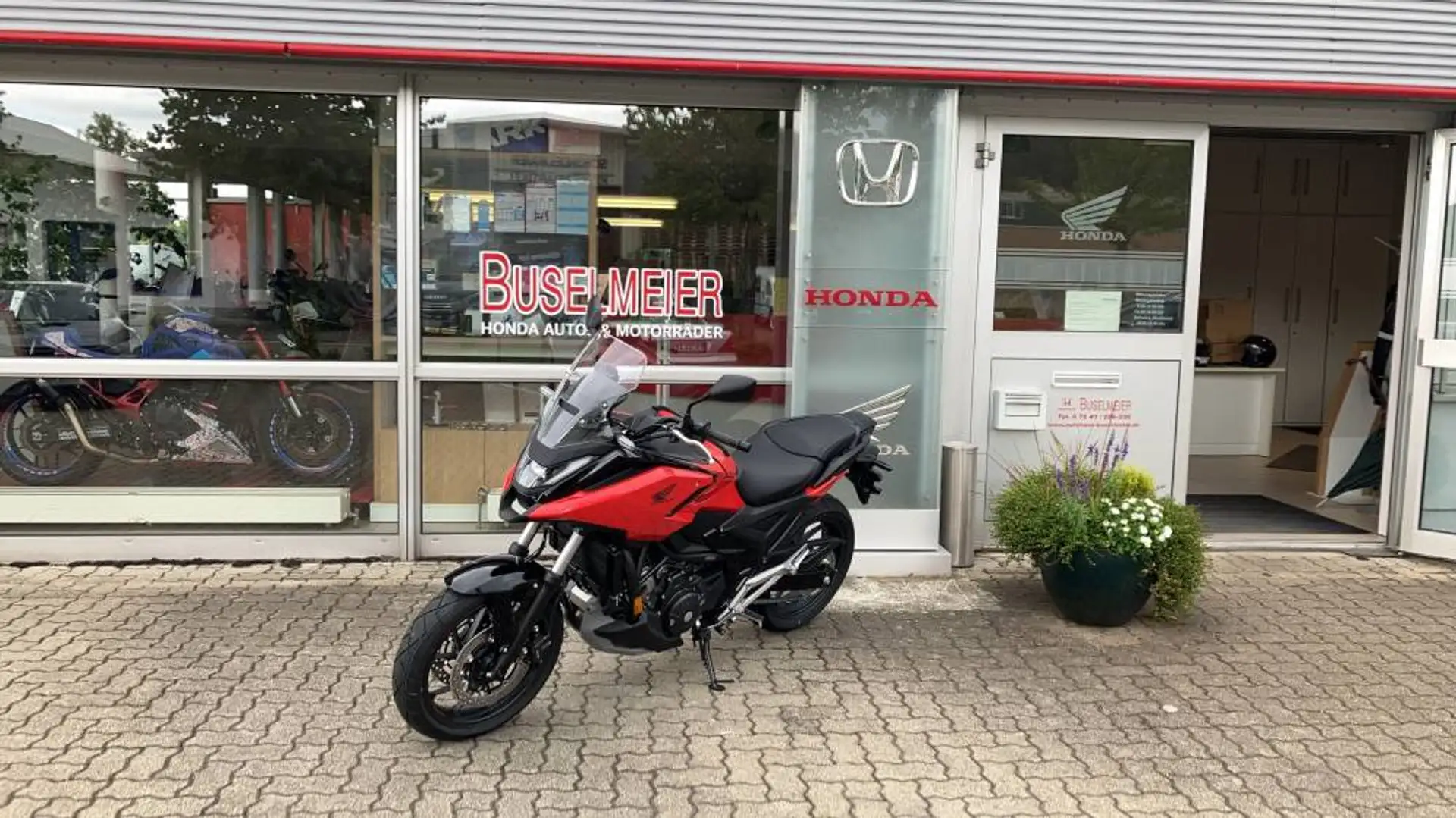 Honda NC 750 X 2025 Червоний - 1