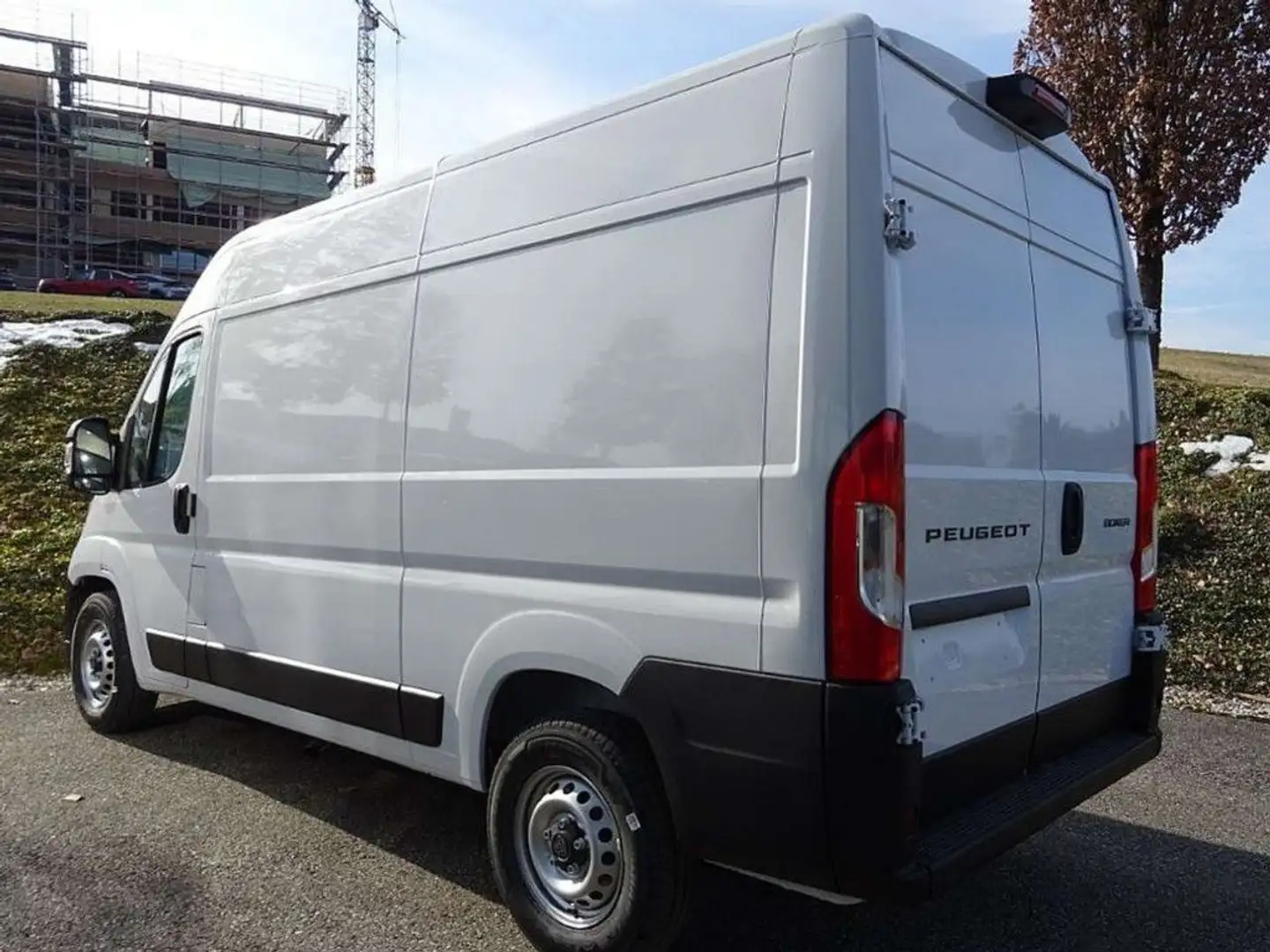 Peugeot Boxer KW 35 L2H2 140 6-Gang Weiß - 2