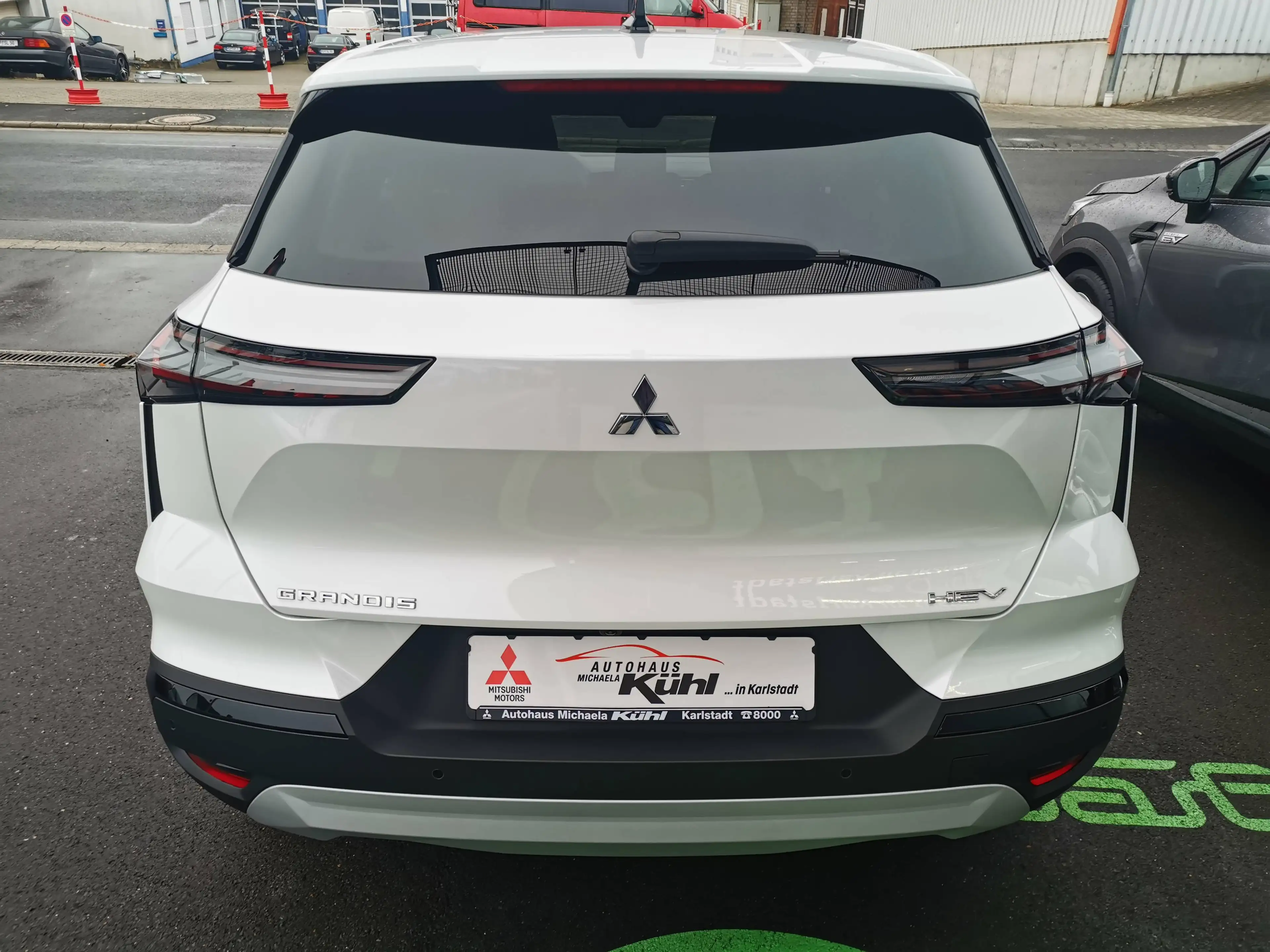 Mitsubishi Grandis Intro Ed. 1.8 Hybrid - 5 Jahre Werksgarantie — photo 7
