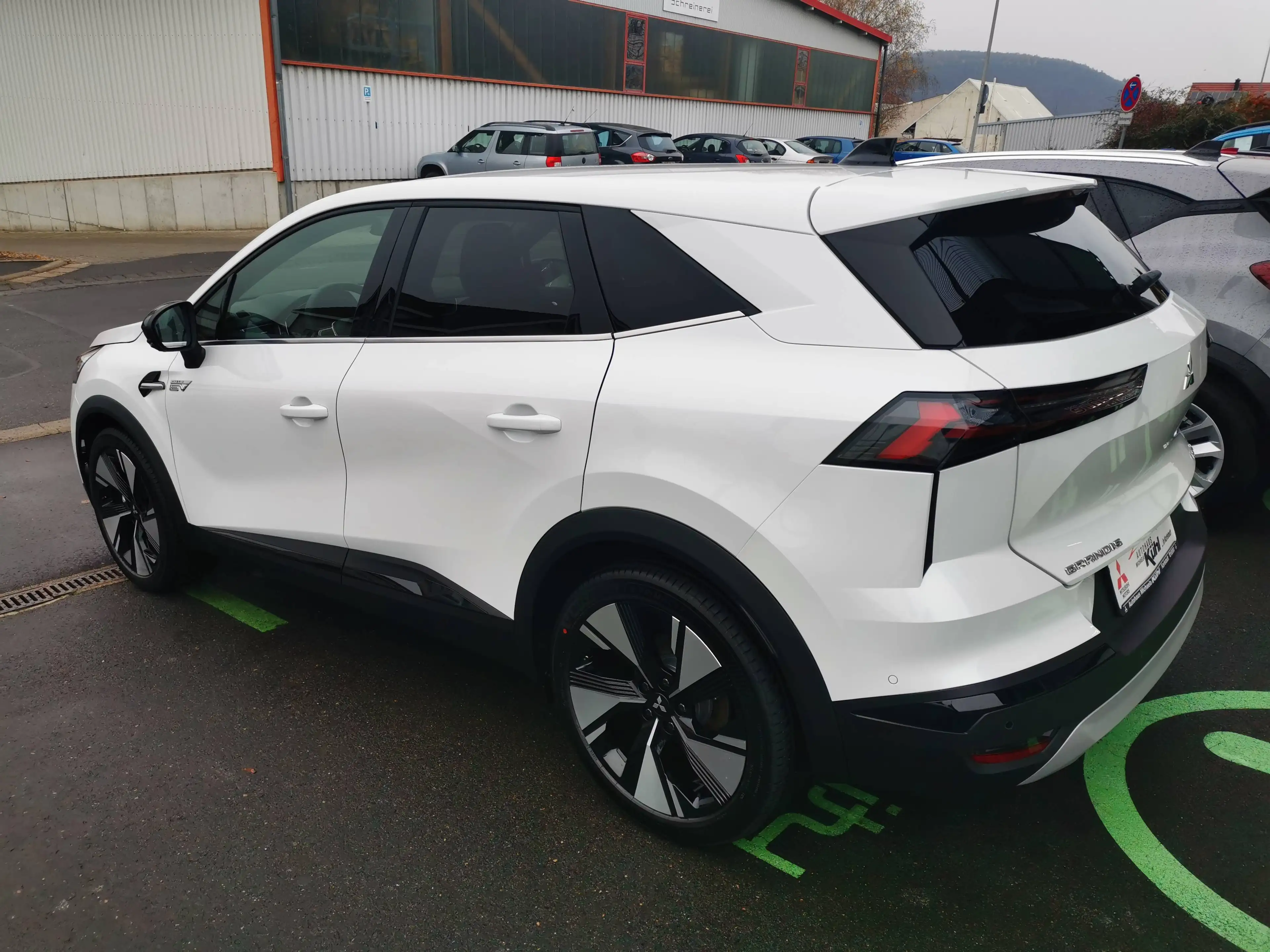 Mitsubishi Grandis Intro Ed. 1.8 Hybrid - 5 Jahre Werksgarantie — photo 6