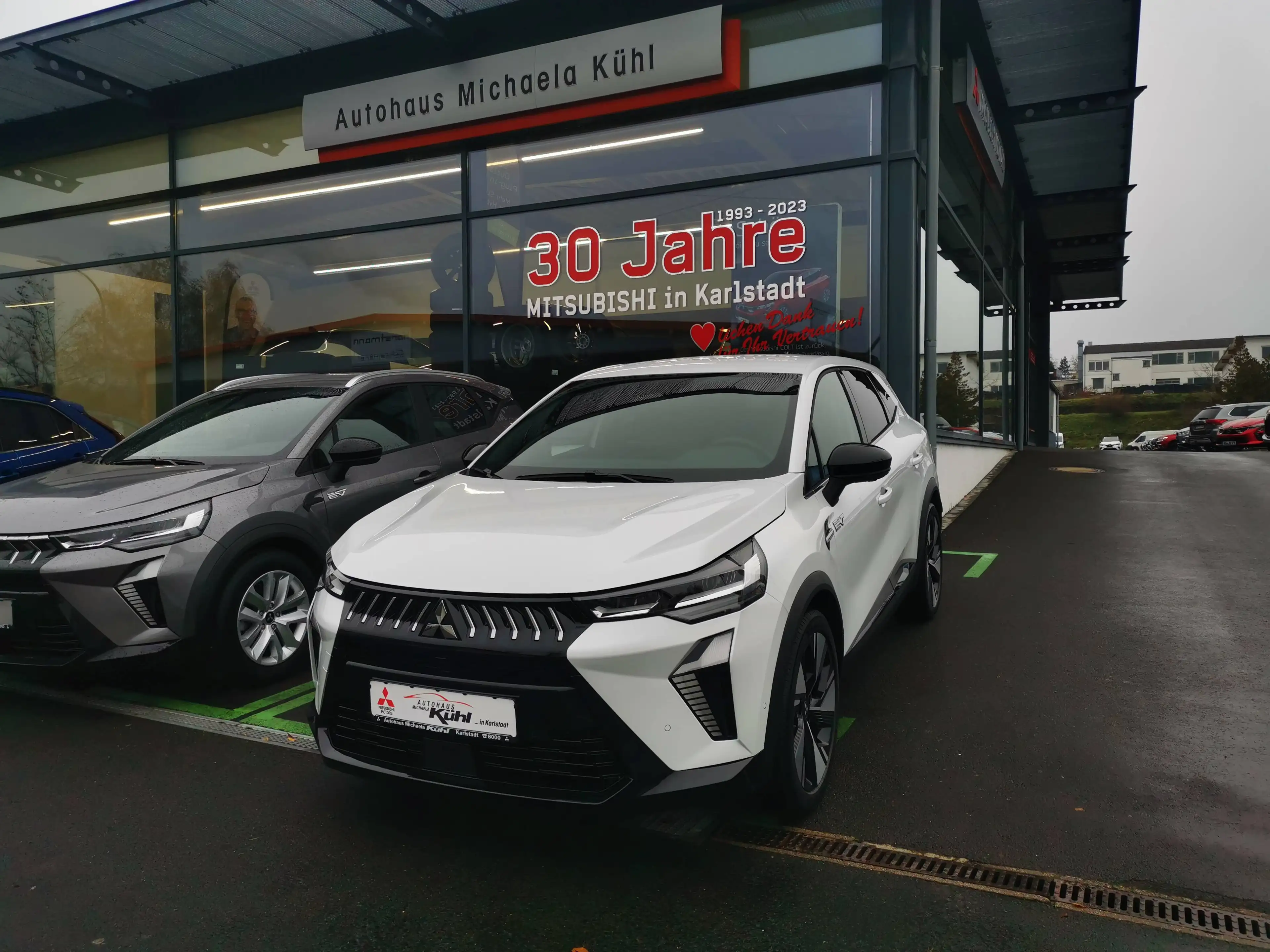 Mitsubishi Grandis Intro Ed. 1.8 Hybrid - 5 Jahre Werksgarantie — photo 4