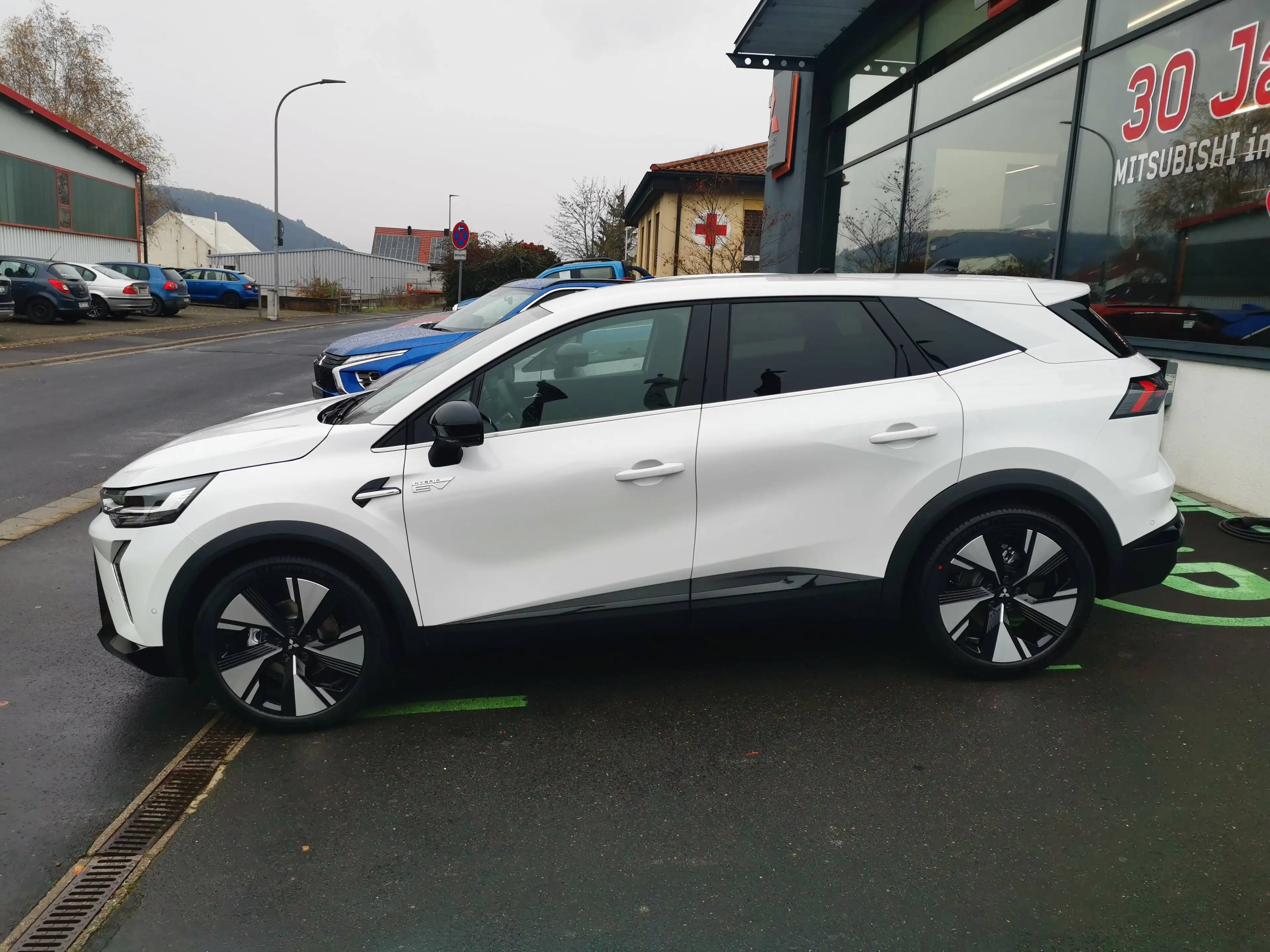 Mitsubishi Grandis Intro Ed. 1.8 Hybrid - 5 Jahre Werksgarantie — photo 5