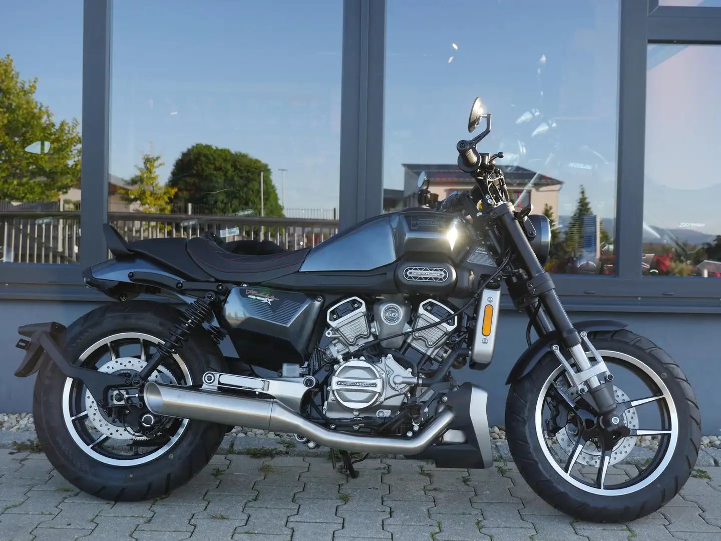 Hyosung GV 125 X ABS - 2025 - beide Farben - 2