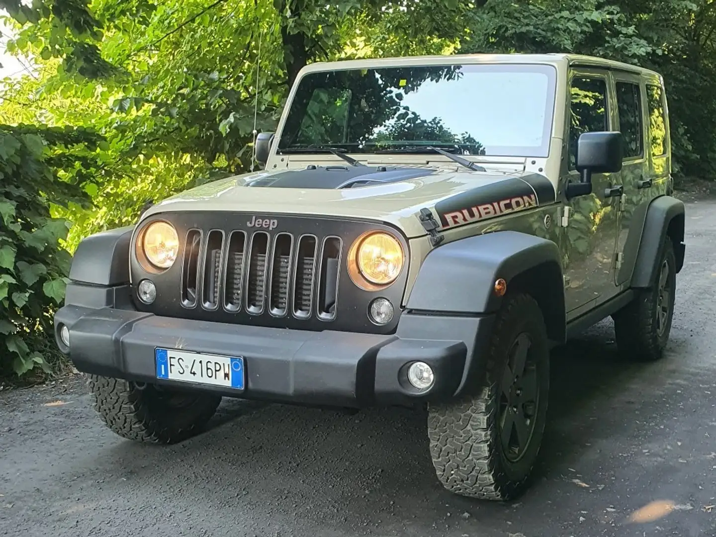 Jeep Wrangler Unlimited 2.8 crd Recon auto Beige - 1