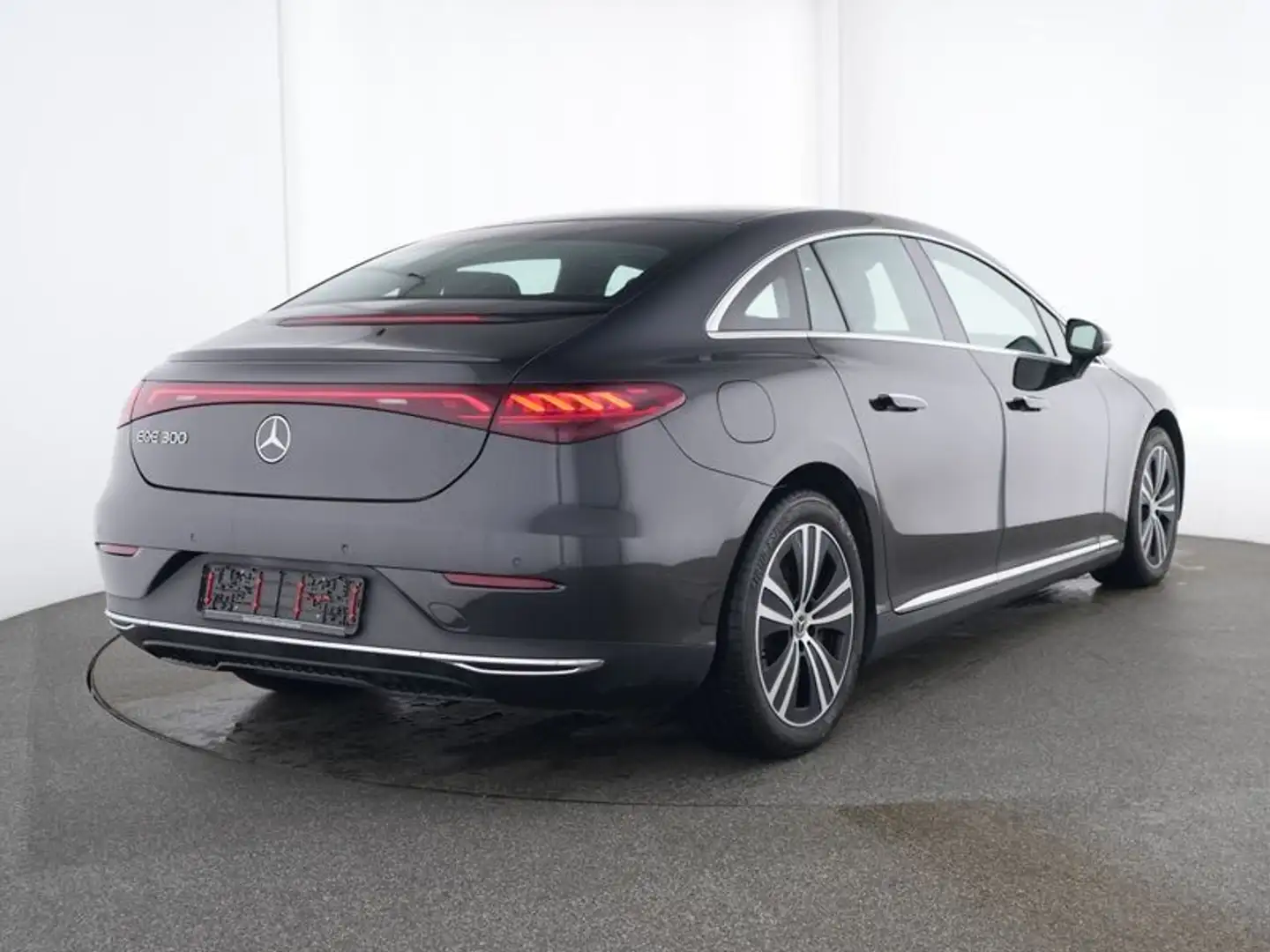 Mercedes-Benz EQE 300 Electric Art Advanced Plus 4,5°HA+Digita Grau - 2