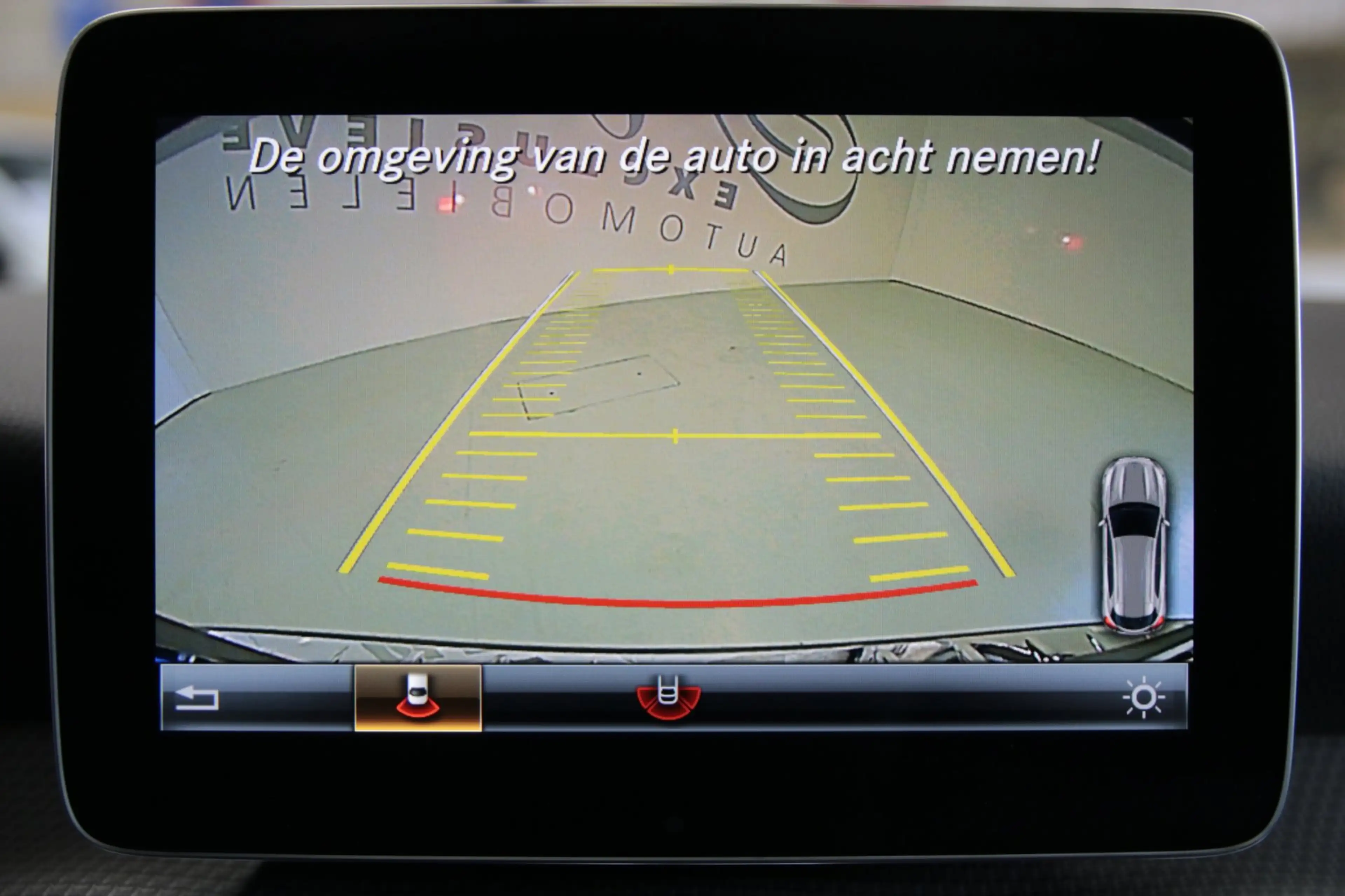 Mercedes-Benz GLA 180 Premium/ Achteruitrijcamera/ Panoramaschuifdak/ — photo 17