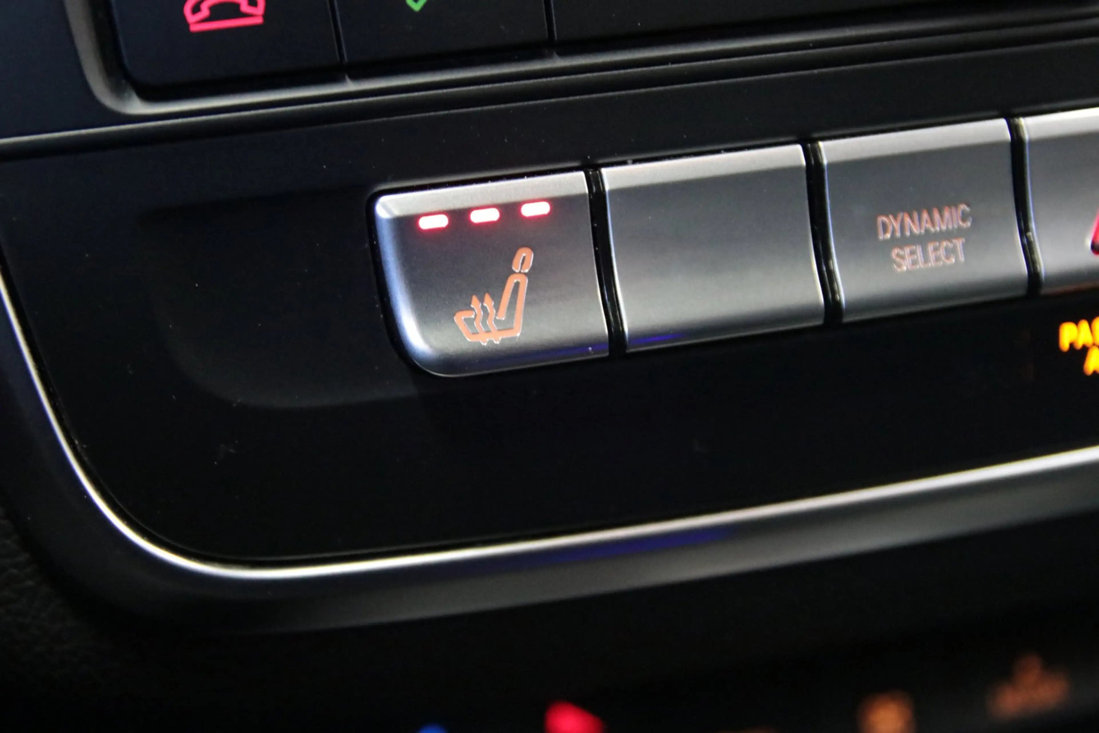 Mercedes-Benz GLA 180 Premium/ Achteruitrijcamera/ Panoramaschuifdak/ — photo 7