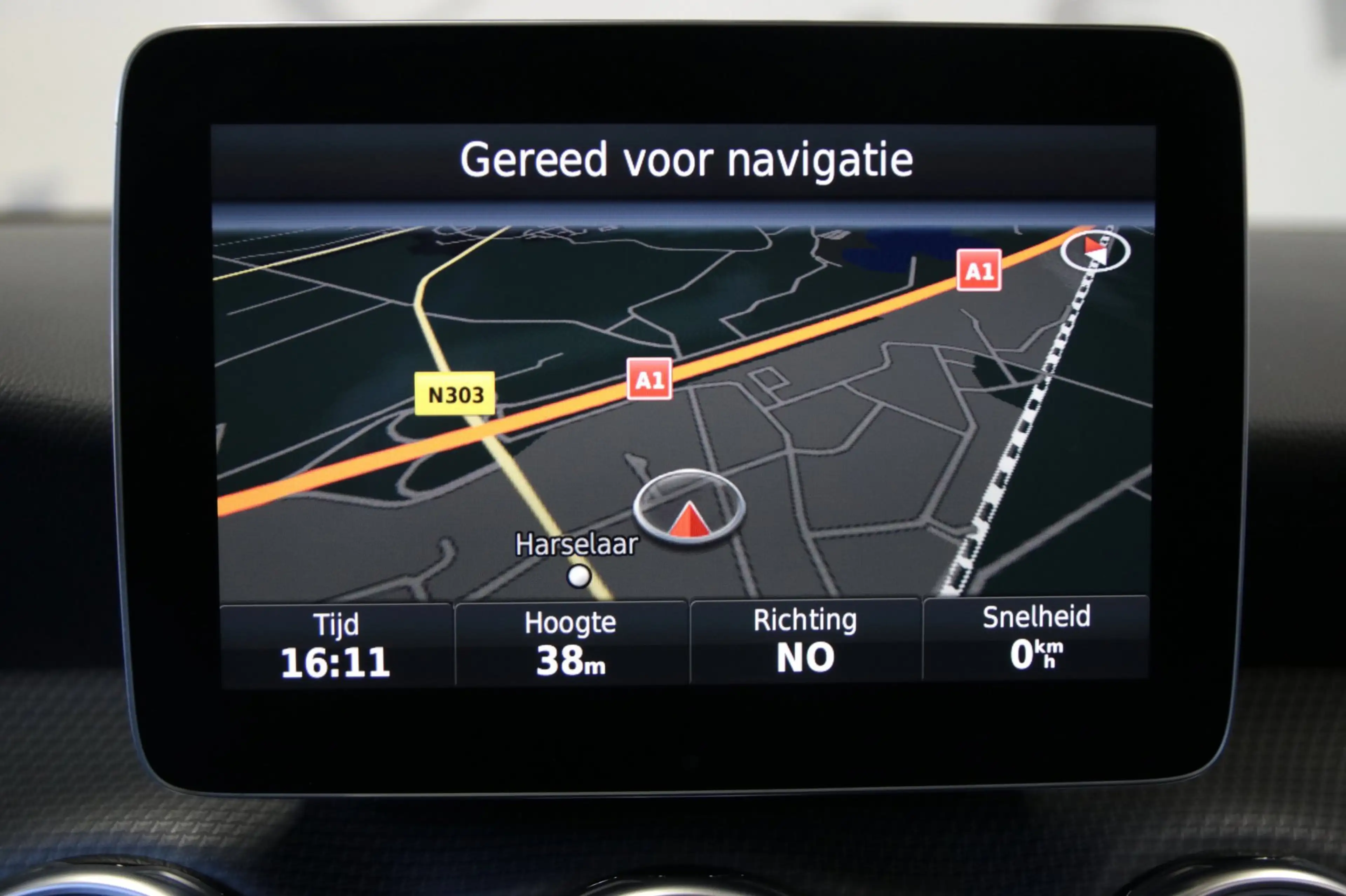 Mercedes-Benz GLA 180 Premium/ Achteruitrijcamera/ Panoramaschuifdak/ — photo 18