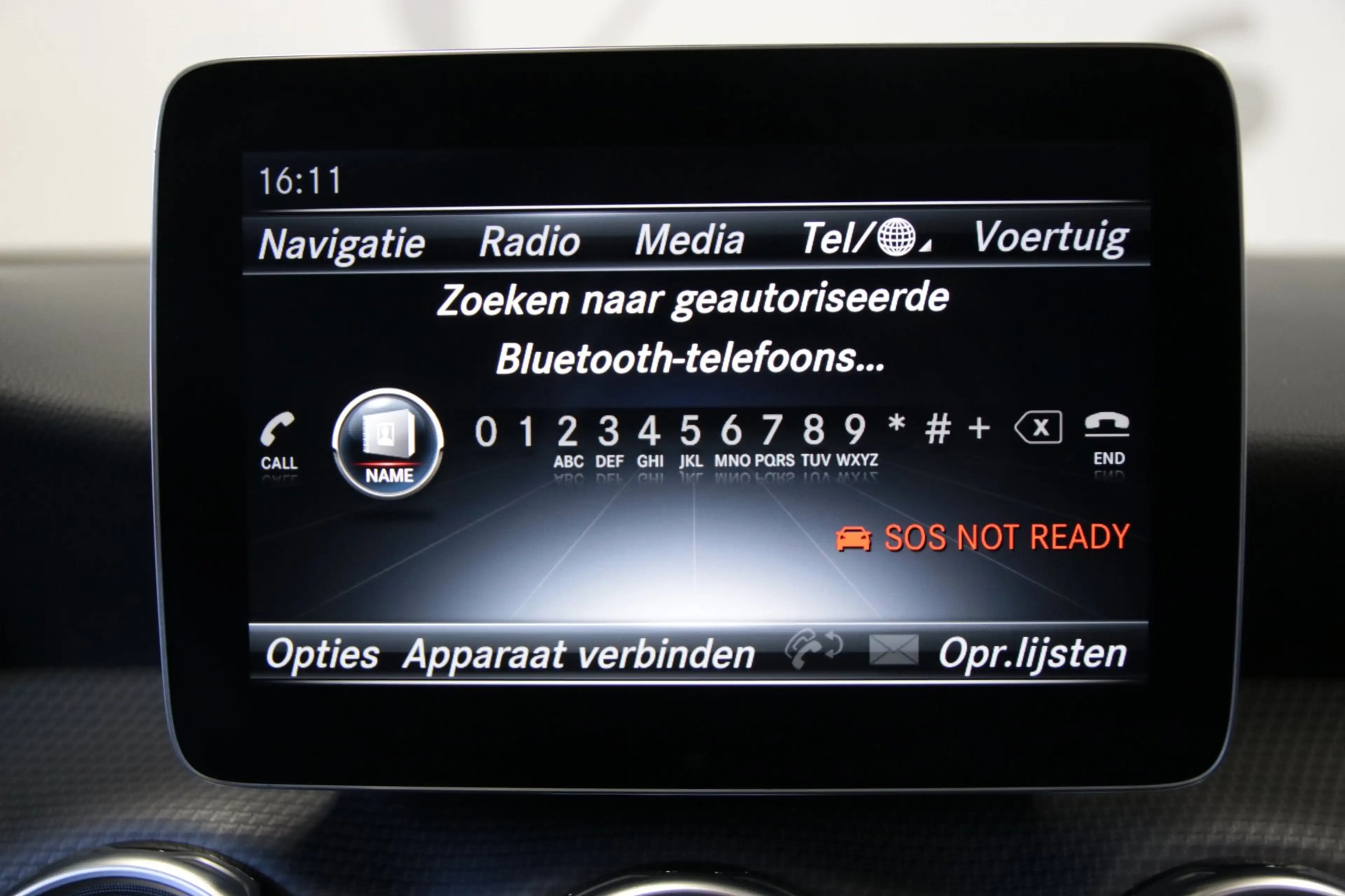 Mercedes-Benz GLA 180 Premium/ Achteruitrijcamera/ Panoramaschuifdak/ — photo 20
