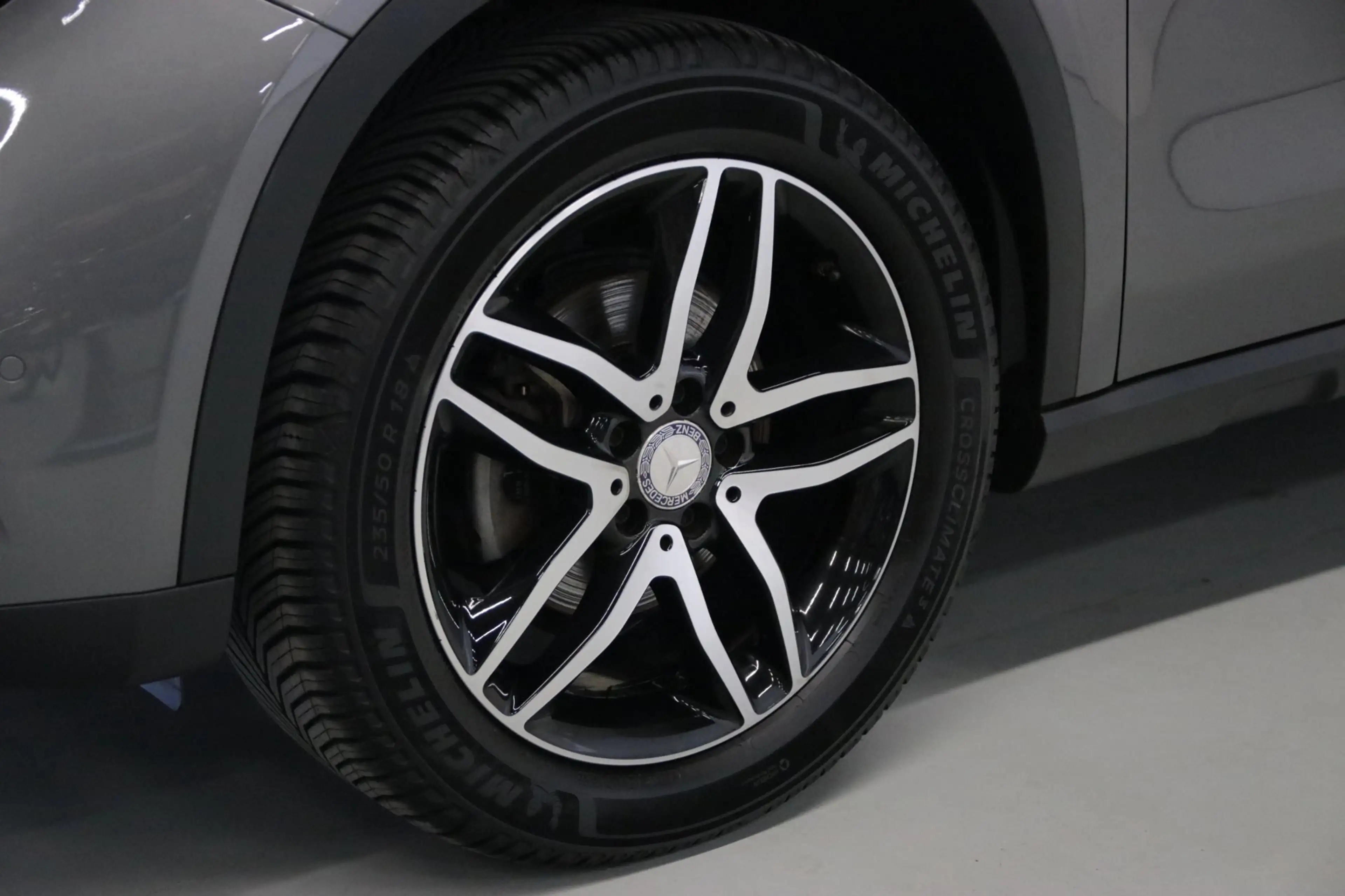Mercedes-Benz GLA 180 Premium/ Achteruitrijcamera/ Panoramaschuifdak/ — photo 3