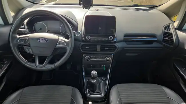 Ford EcoSport view 11