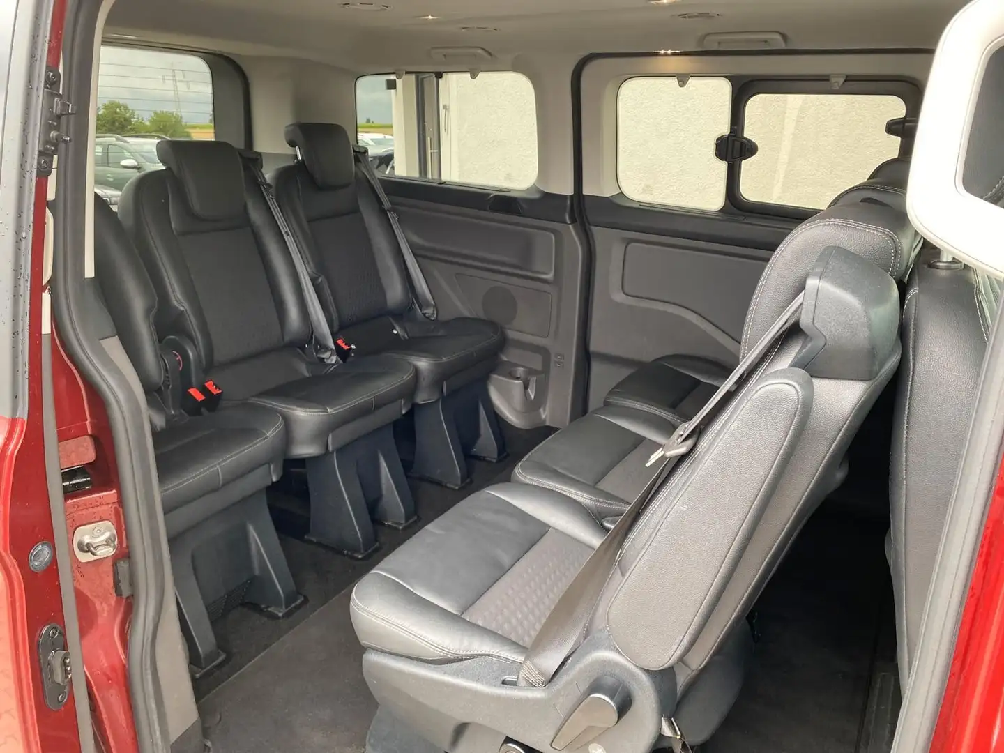 Ford Transit /Tourneo Custom Kombi 320 L1 Tourneo Spor Roşu - 2