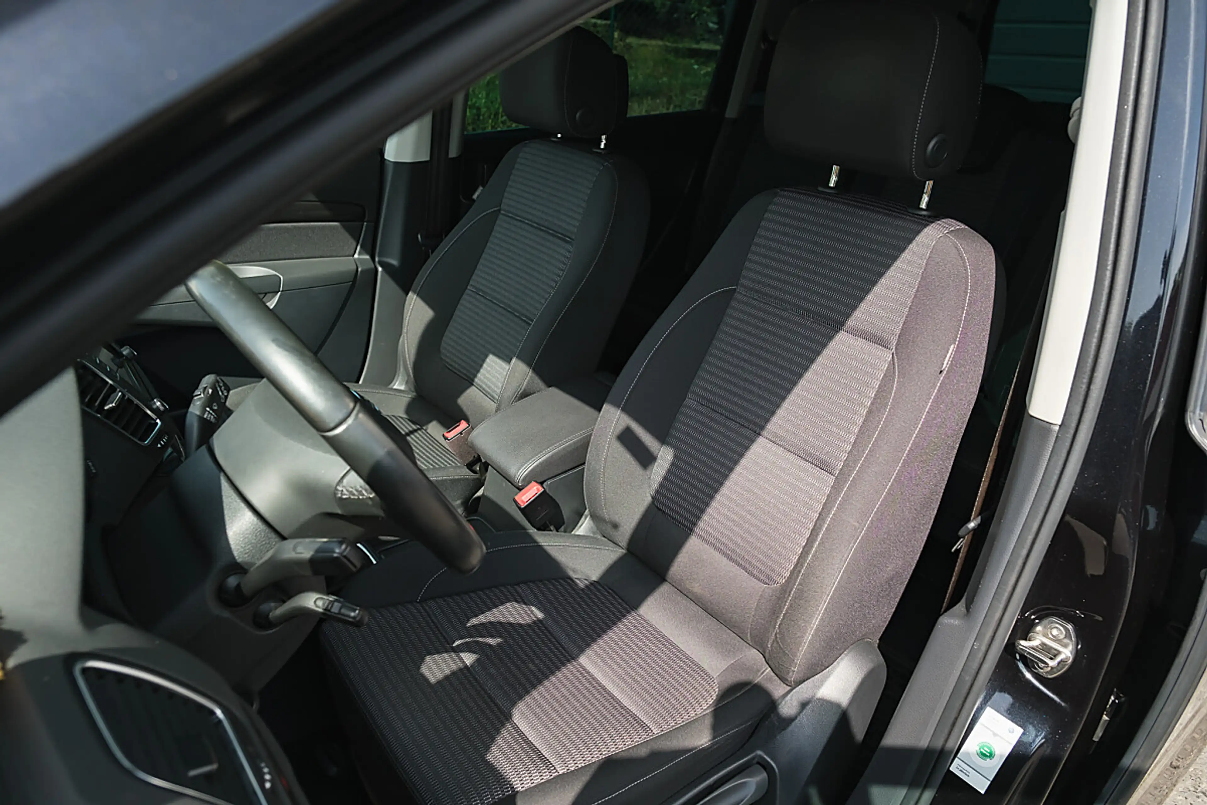 SEAT Alhambra 2.0 TDI Xcellence 7-Sitzer /BI-XENON/AHK/ACC/SH... — photo 12