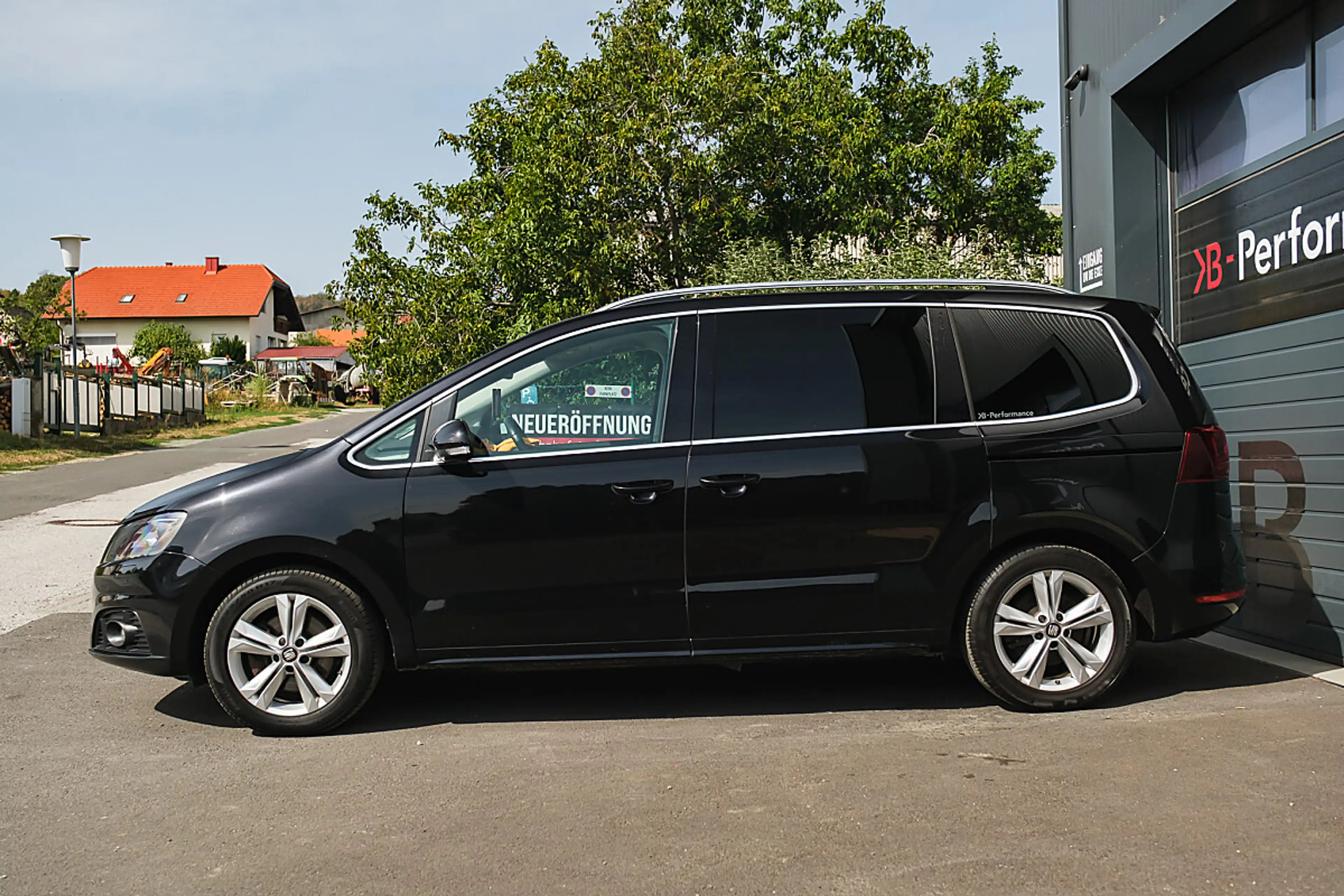 SEAT Alhambra 2.0 TDI Xcellence 7-Sitzer /BI-XENON/AHK/ACC/SH... — photo 4
