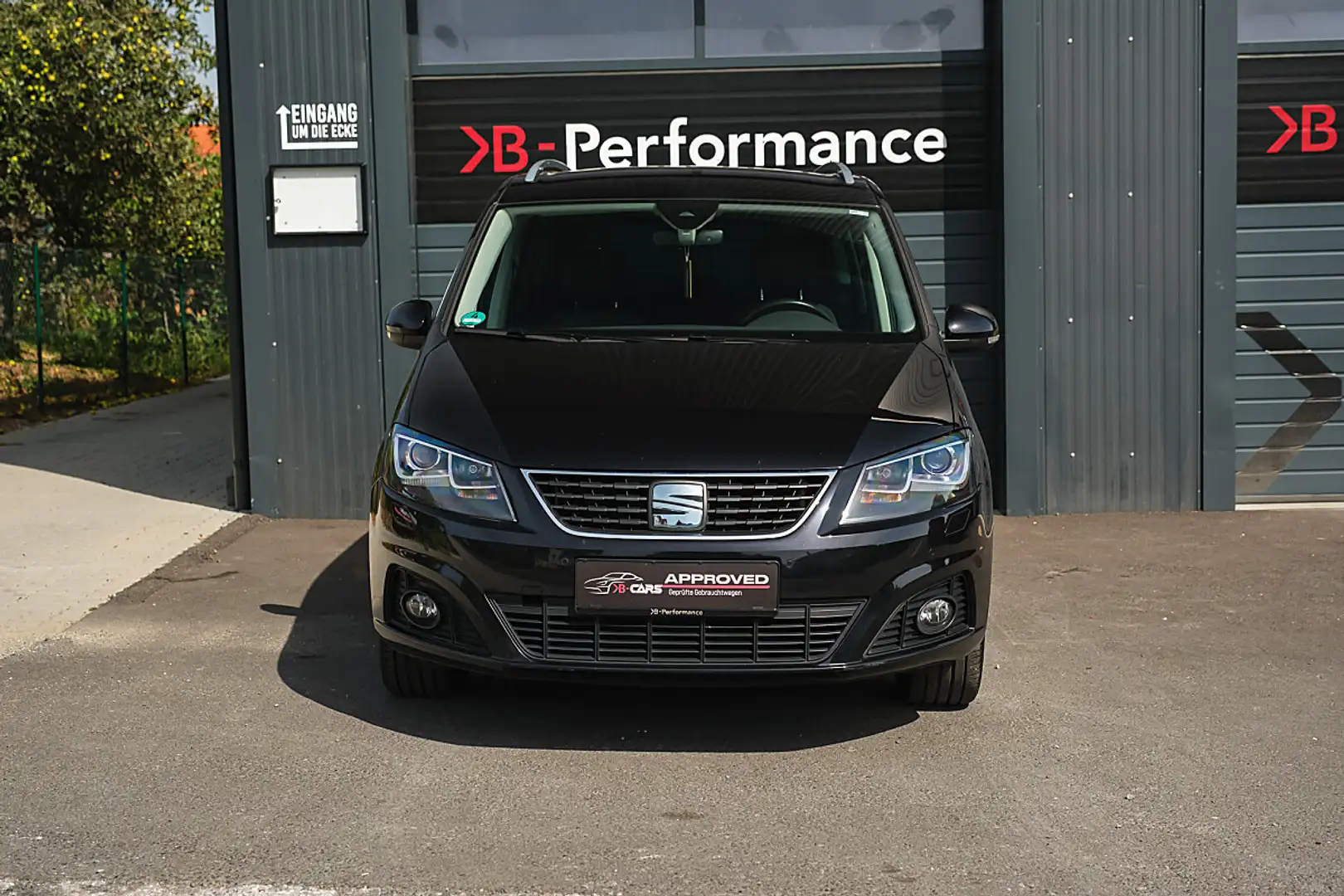 SEAT Alhambra 2.0 TDI Xcellence 7-Sitzer /BI-XENON/AHK/ACC/SH... Schwarz - 2