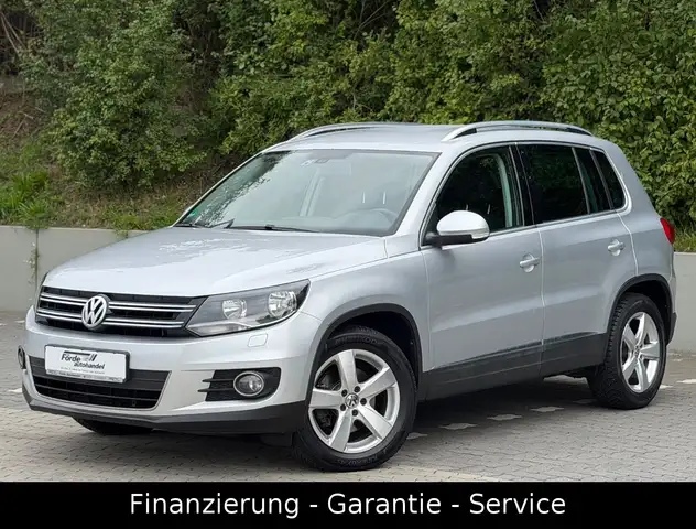 Volkswagen Tiguan 1.4 TSI Sport & Style/AHK/KLIMAAUTO/2HAND