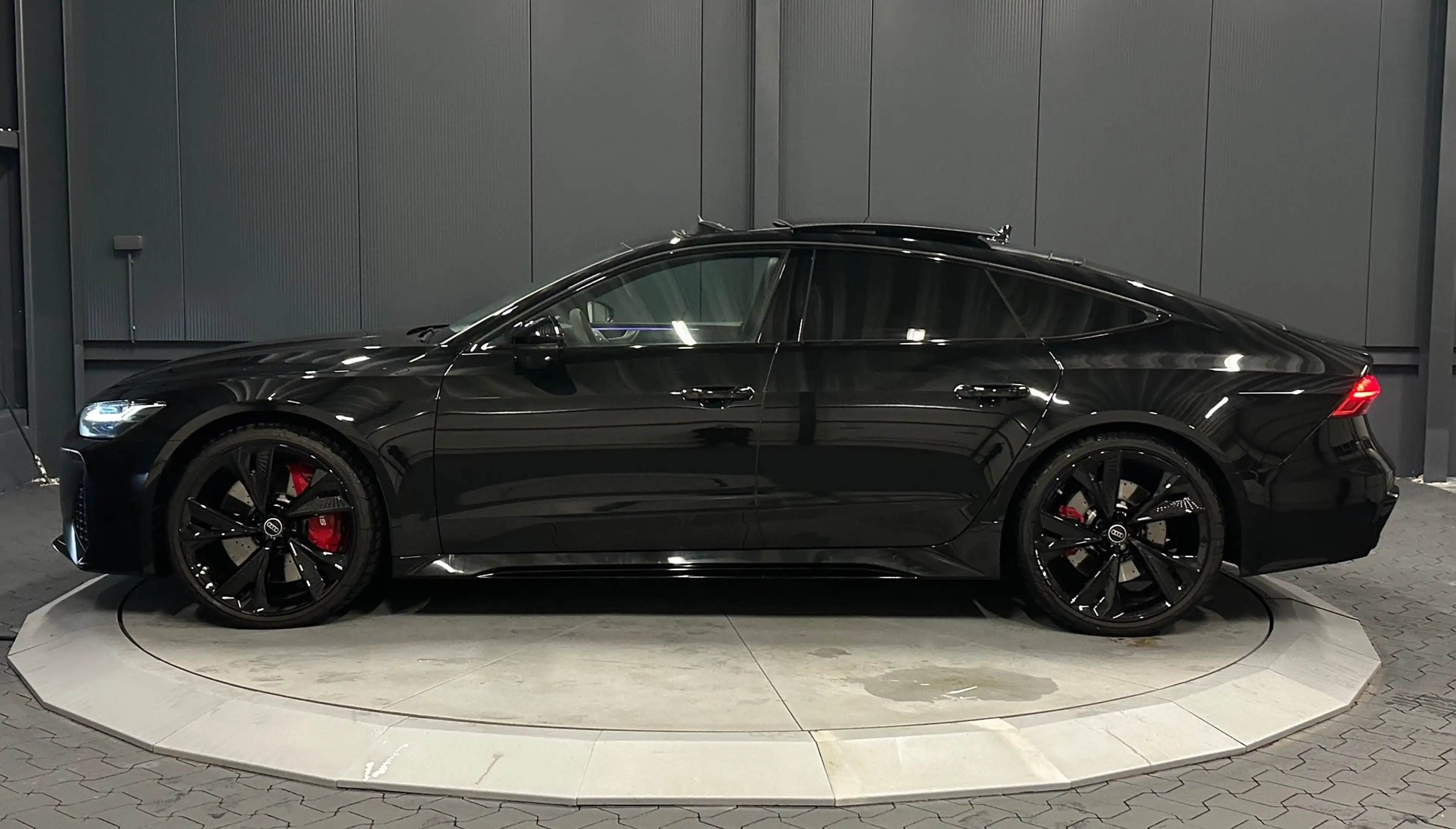 Audi RS7 Sportback quattro performance *PANORAMA*B&O*LASER* — photo 2