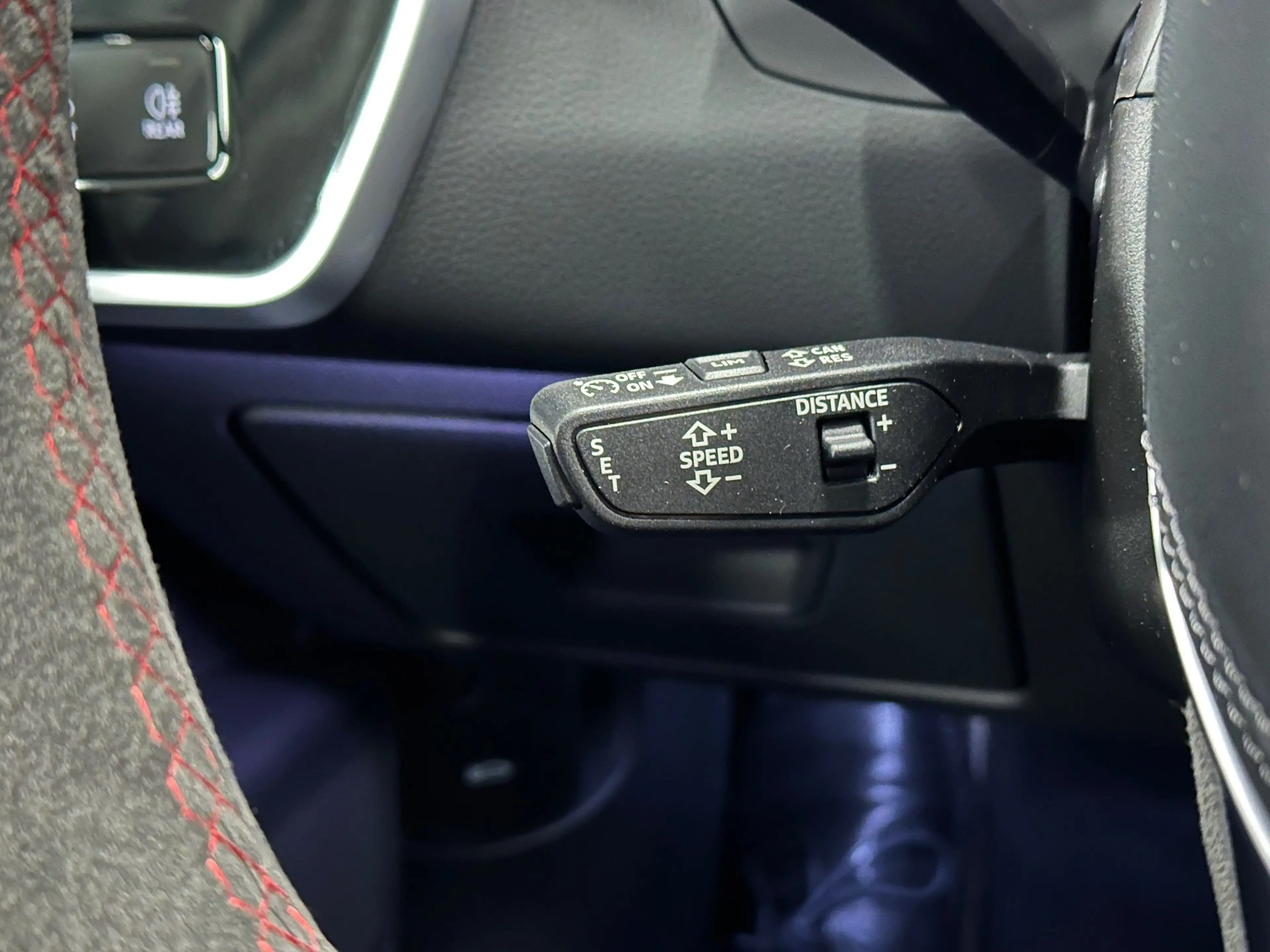 Audi RS7 Sportback quattro performance *PANORAMA*B&O*LASER* — photo 19