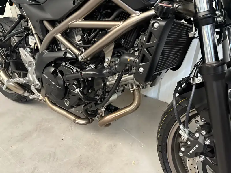 Suzuki SV 650 - foto 4