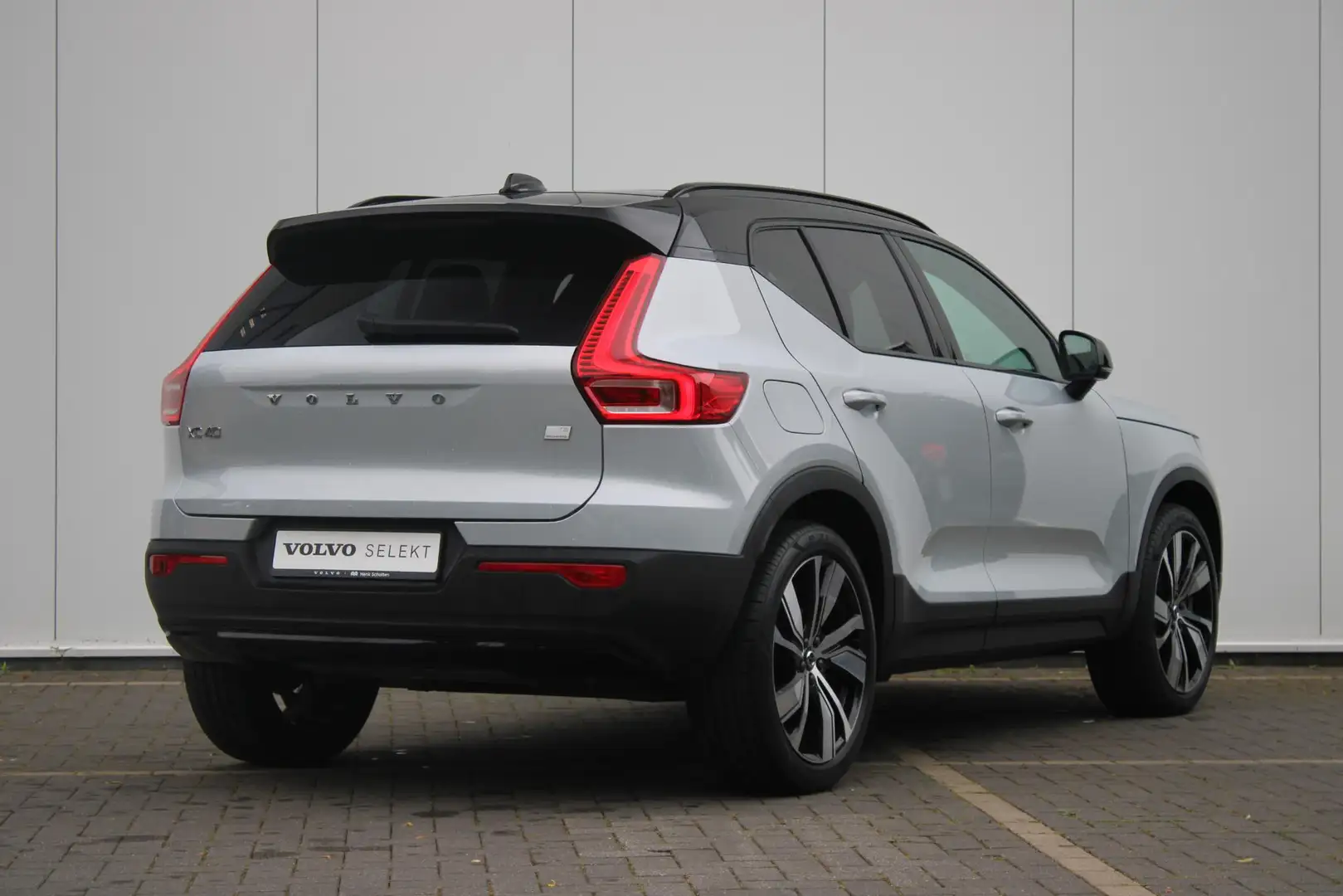 Volvo XC40 T5 Recharge R-Design | Adaptive Cruise & Pilot Ass Grijs - 2