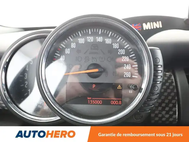 Mini Hatch view 20