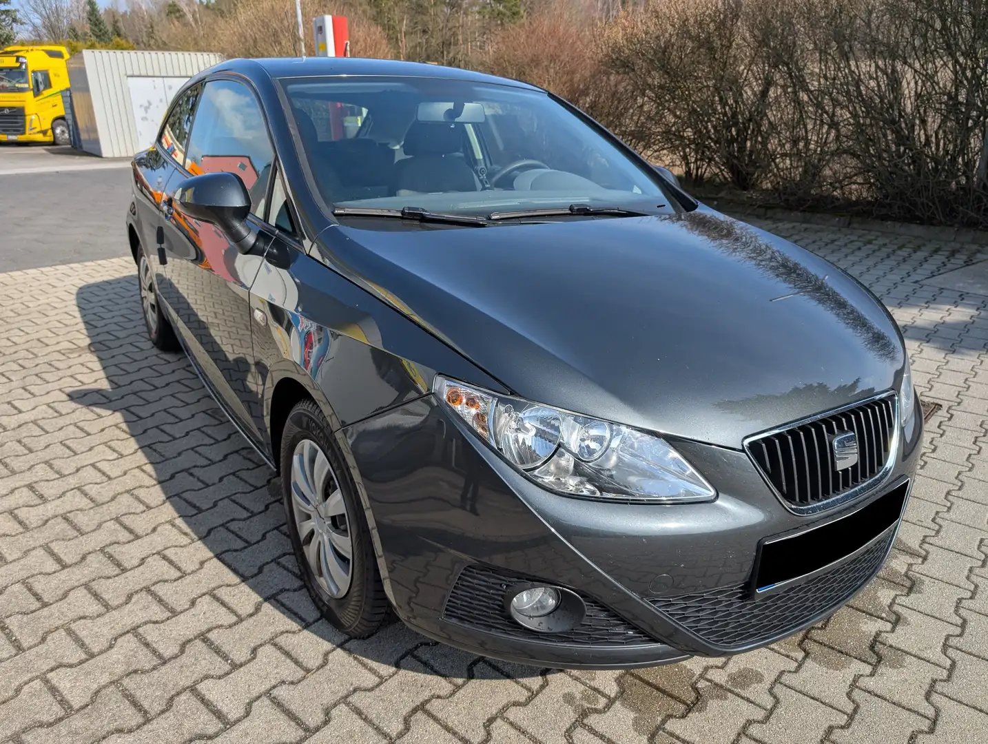SEAT Ibiza Ibiza SC 1.2 12V Style Grau - 1