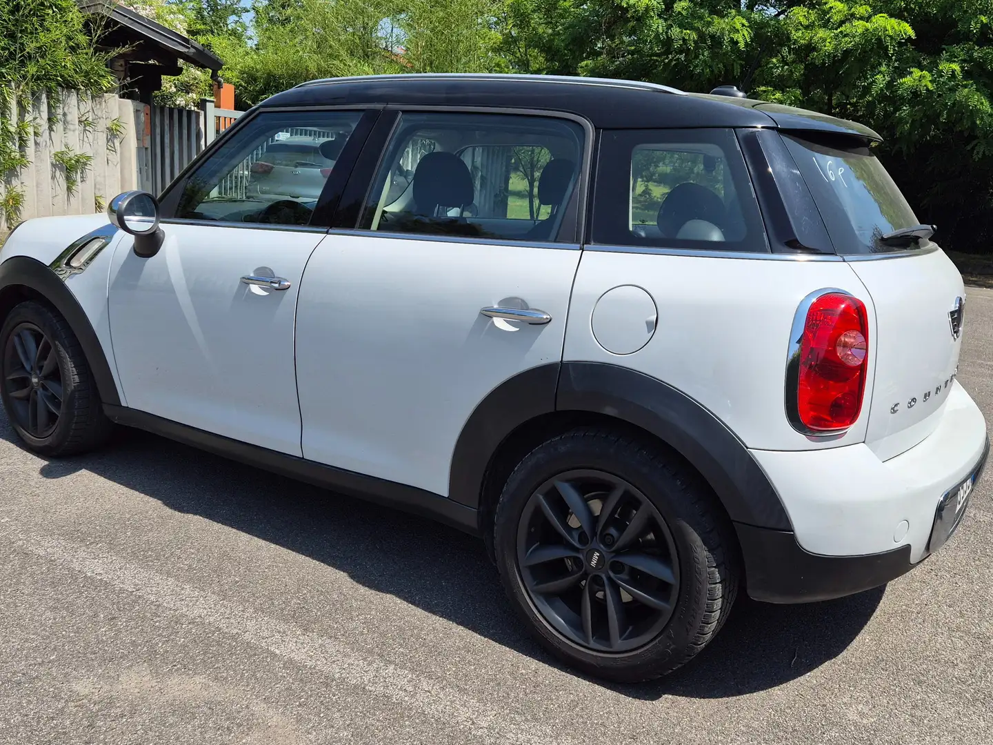 MINI Countryman D Alb - 1